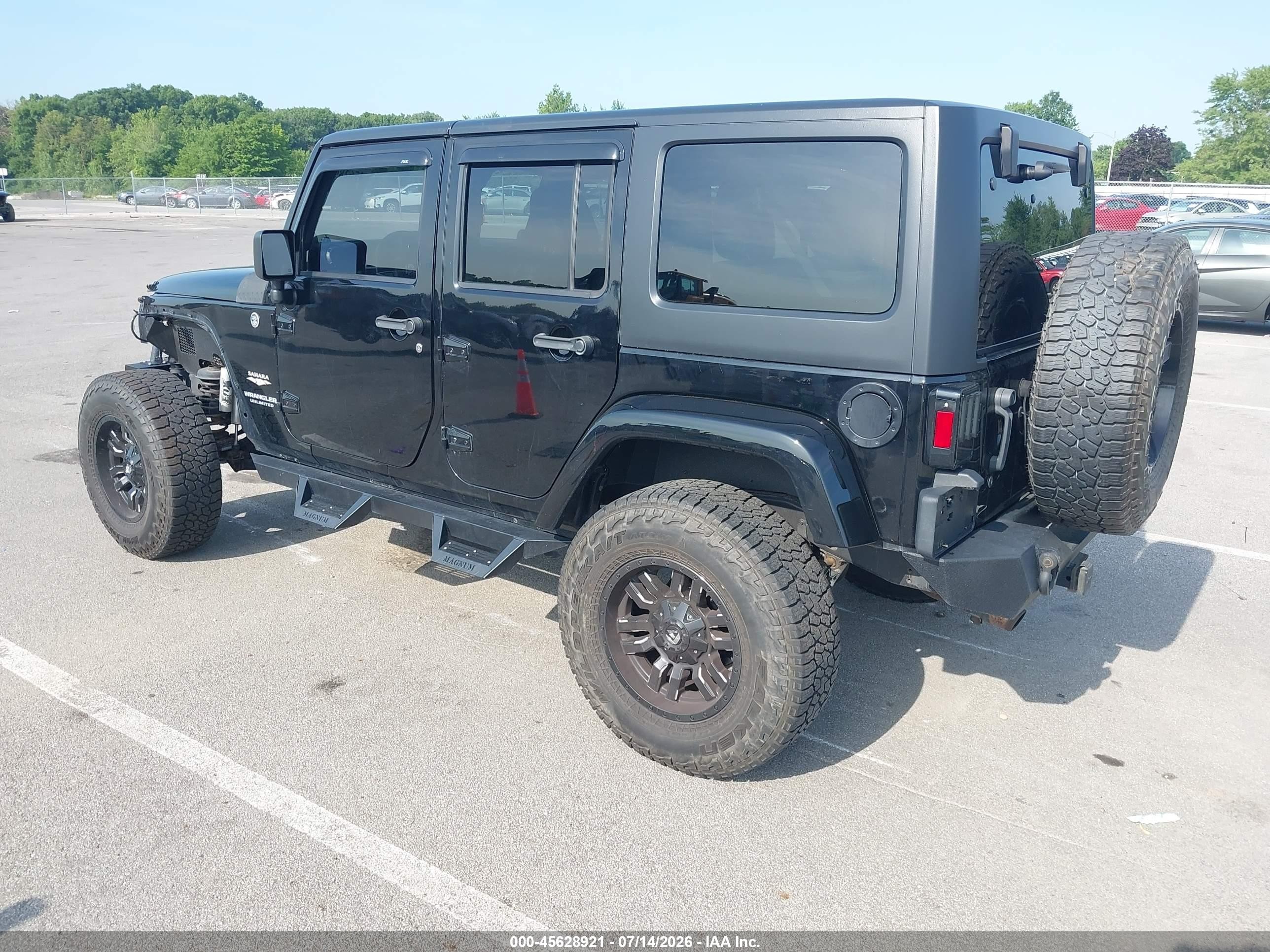 2014 Jeep Wrangler Unlimited Sahara Black vin: 1C4BJWEG3EL172284