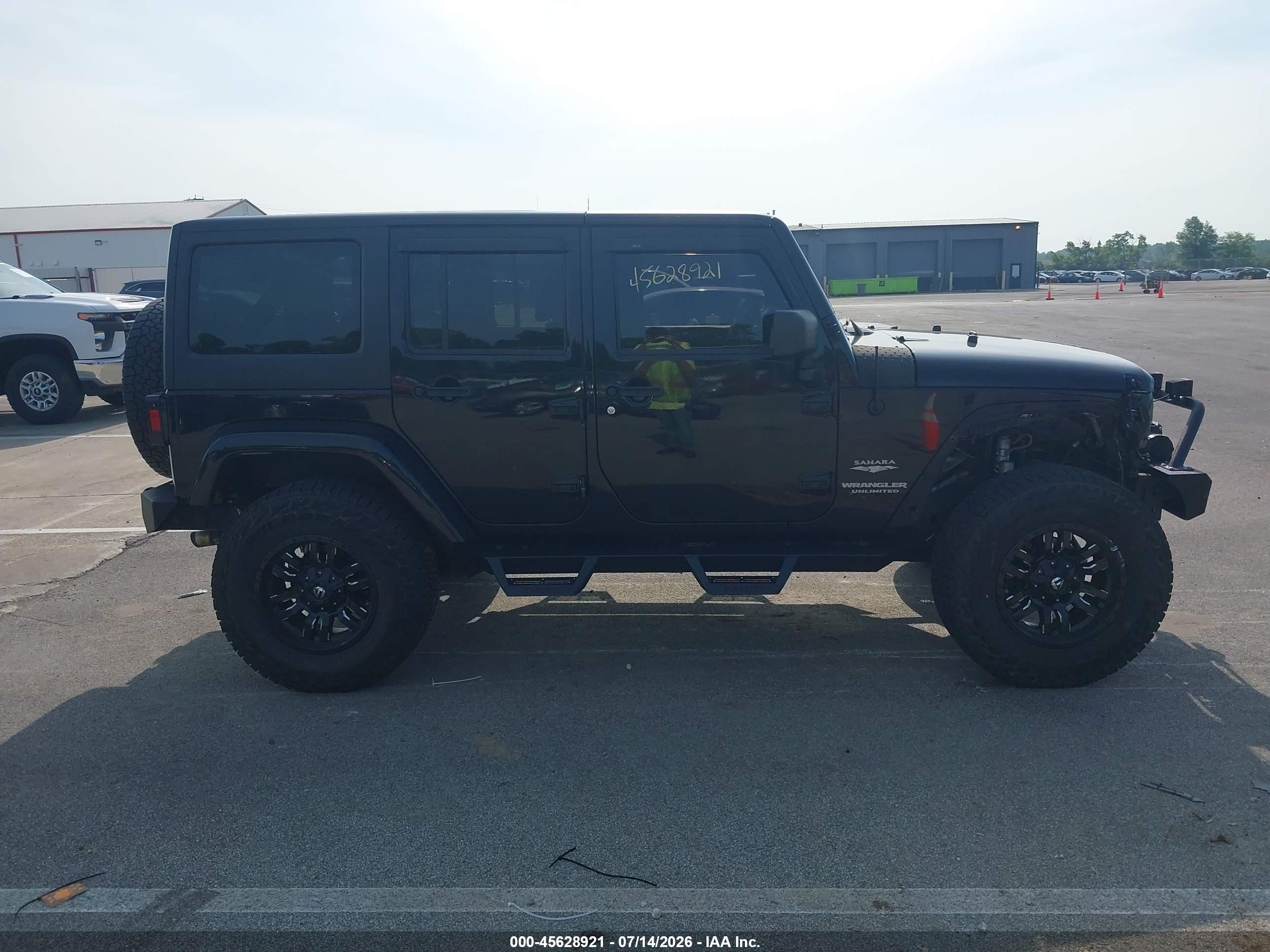 2014 Jeep Wrangler Unlimited Sahara Black vin: 1C4BJWEG3EL172284