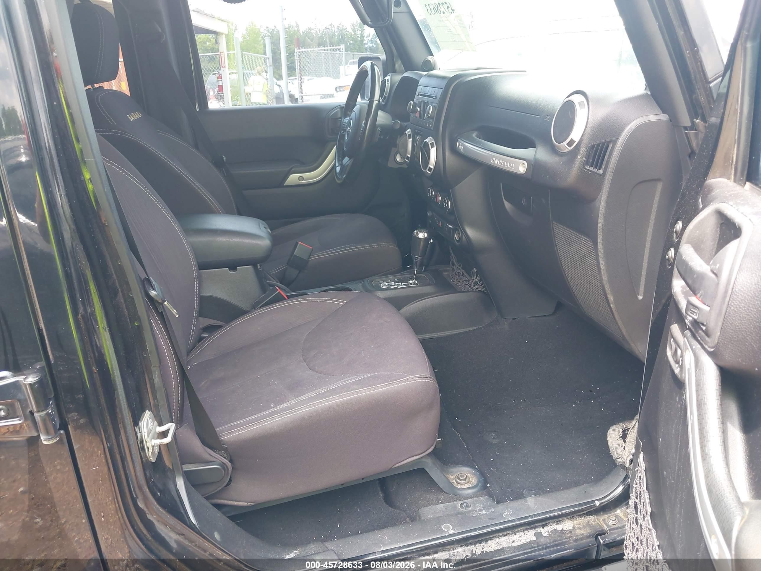 2014 Jeep Wrangler Unlimited Sahara Black vin: 1C4BJWEG3EL204344