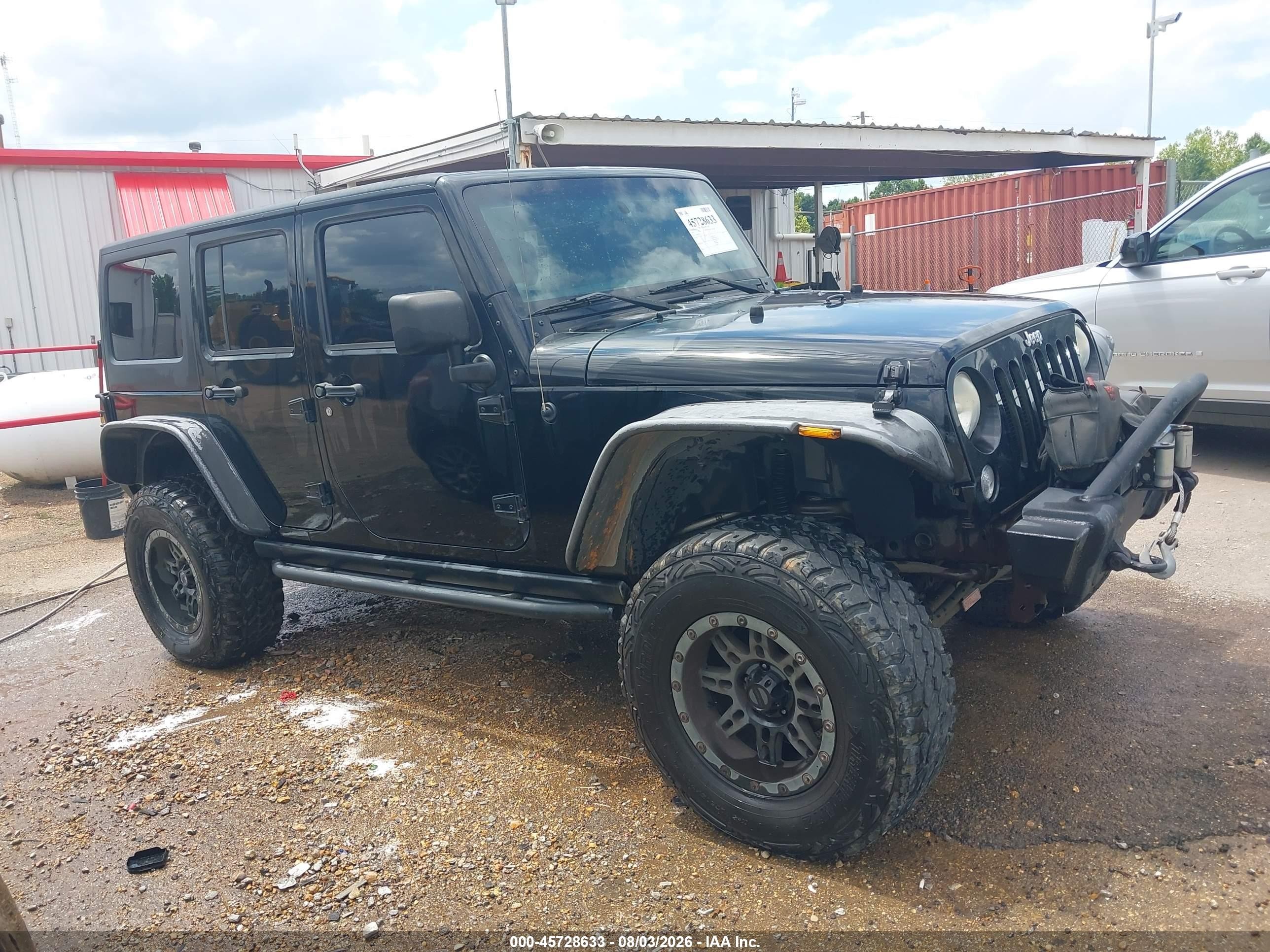 2014 Jeep Wrangler Unlimited Sahara Black vin: 1C4BJWEG3EL204344