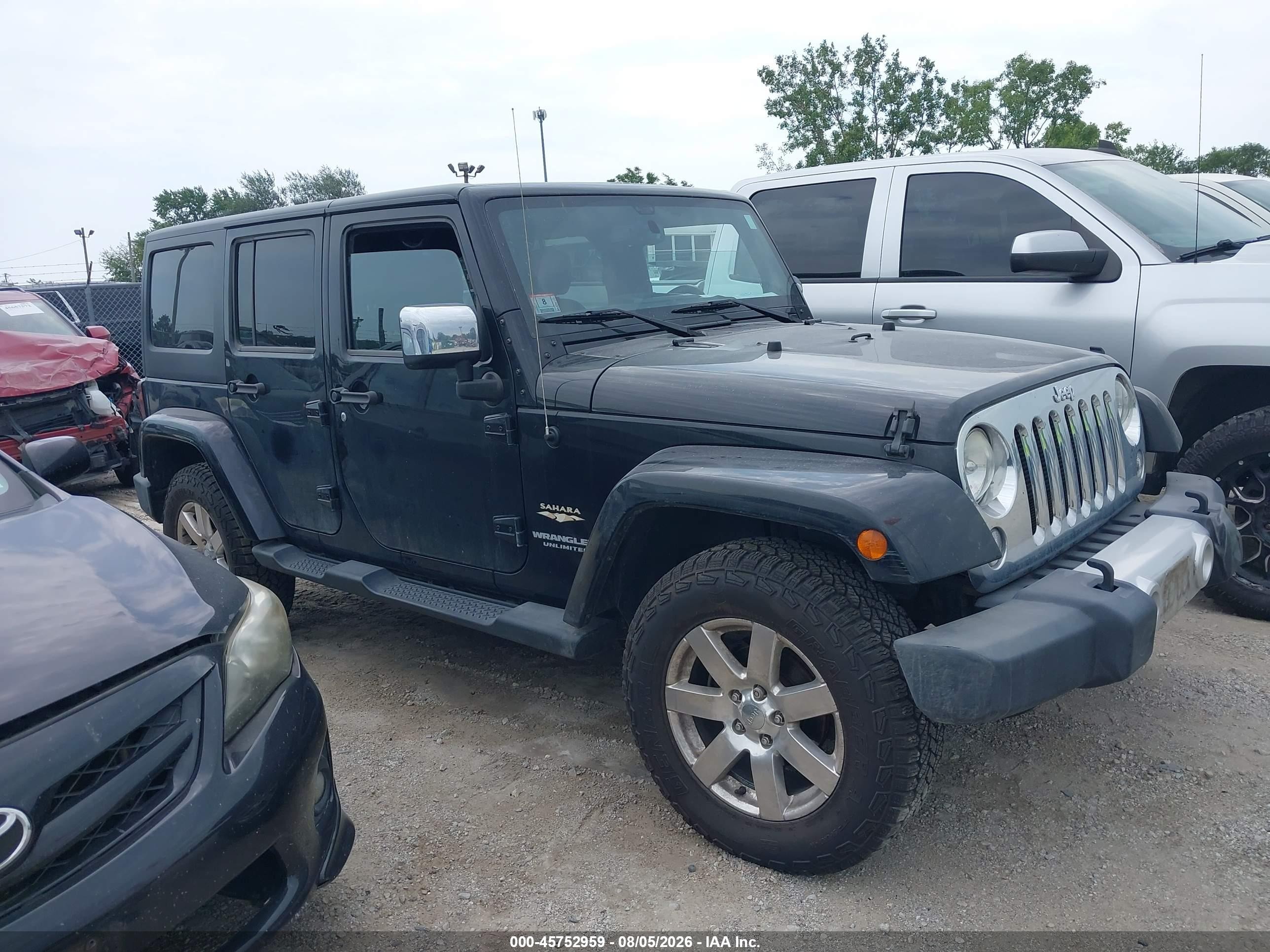 2014 Jeep Wrangler Unlimited Sahara Black vin: 1C4BJWEG3EL302340