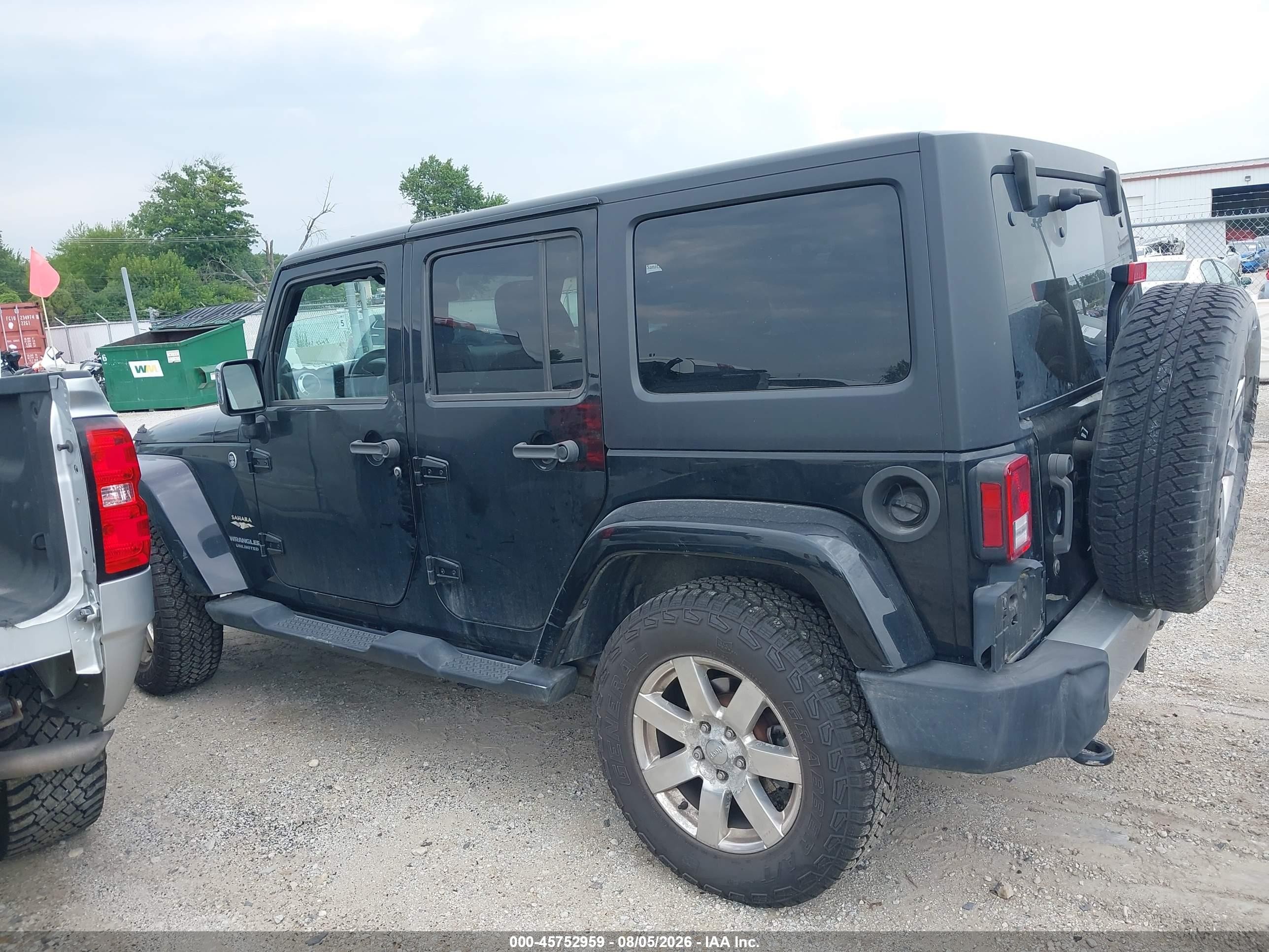 2014 Jeep Wrangler Unlimited Sahara Black vin: 1C4BJWEG3EL302340