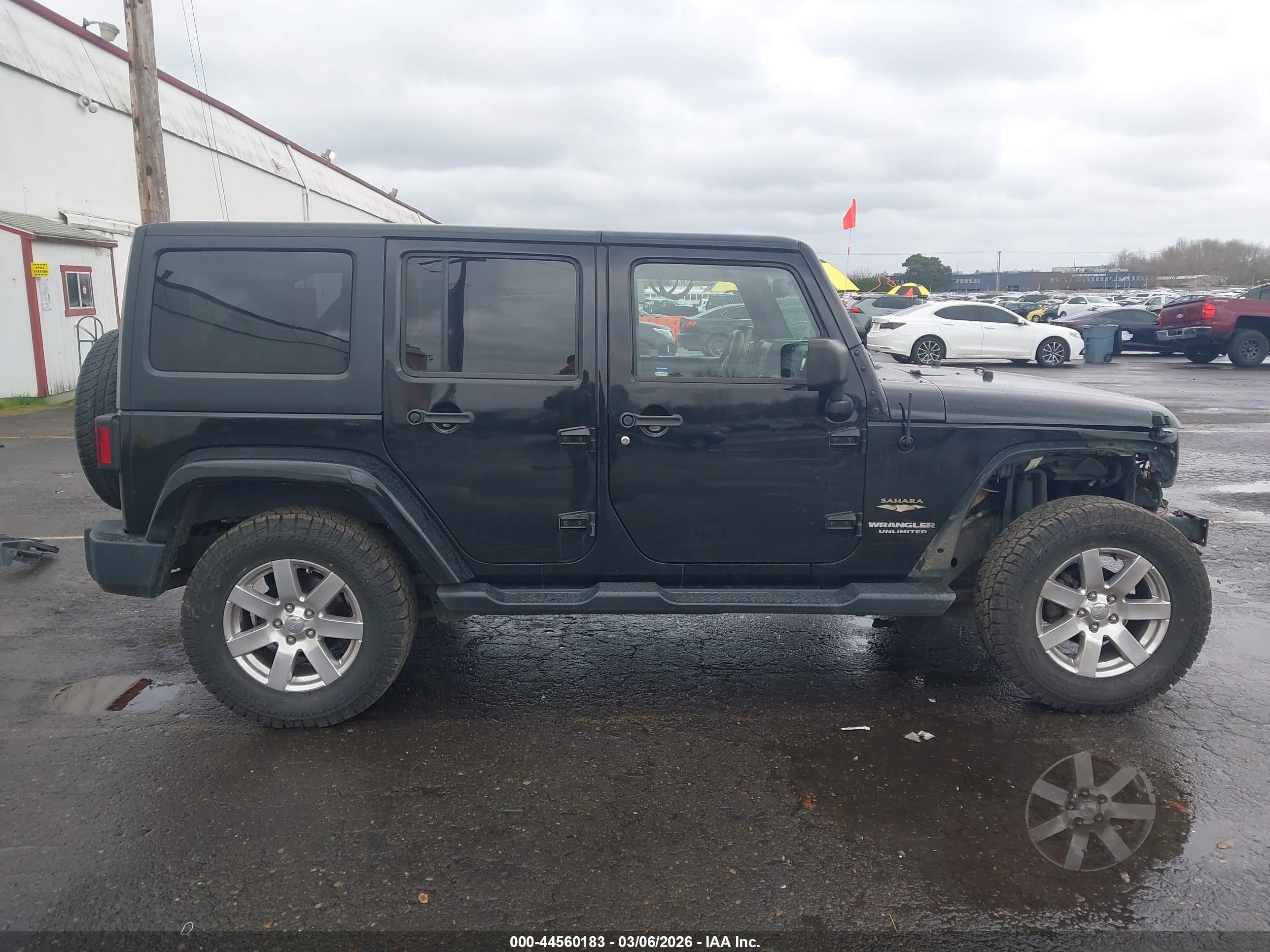 2015 Jeep Wrangler Unlimited Sahara Black vin: 1C4BJWEG3FL516908