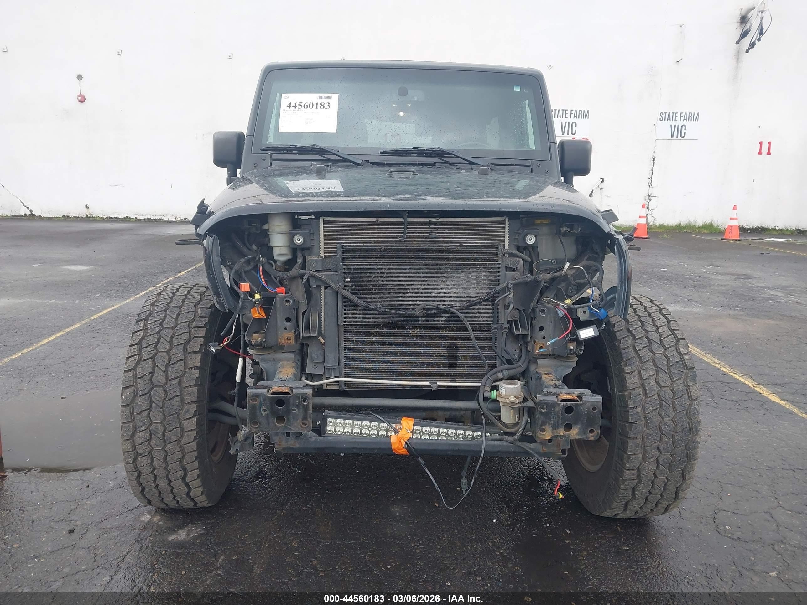 2015 Jeep Wrangler Unlimited Sahara Black vin: 1C4BJWEG3FL516908