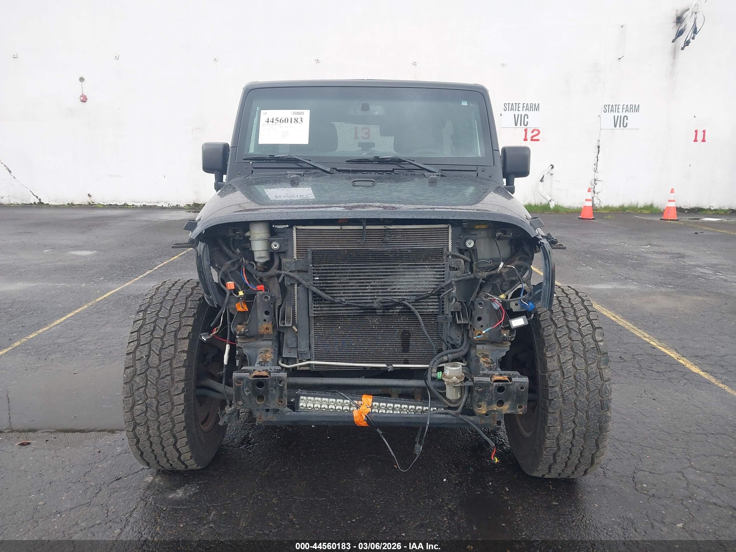 2015 Jeep Wrangler Unlimited Sahara Black vin: 1C4BJWEG3FL516908