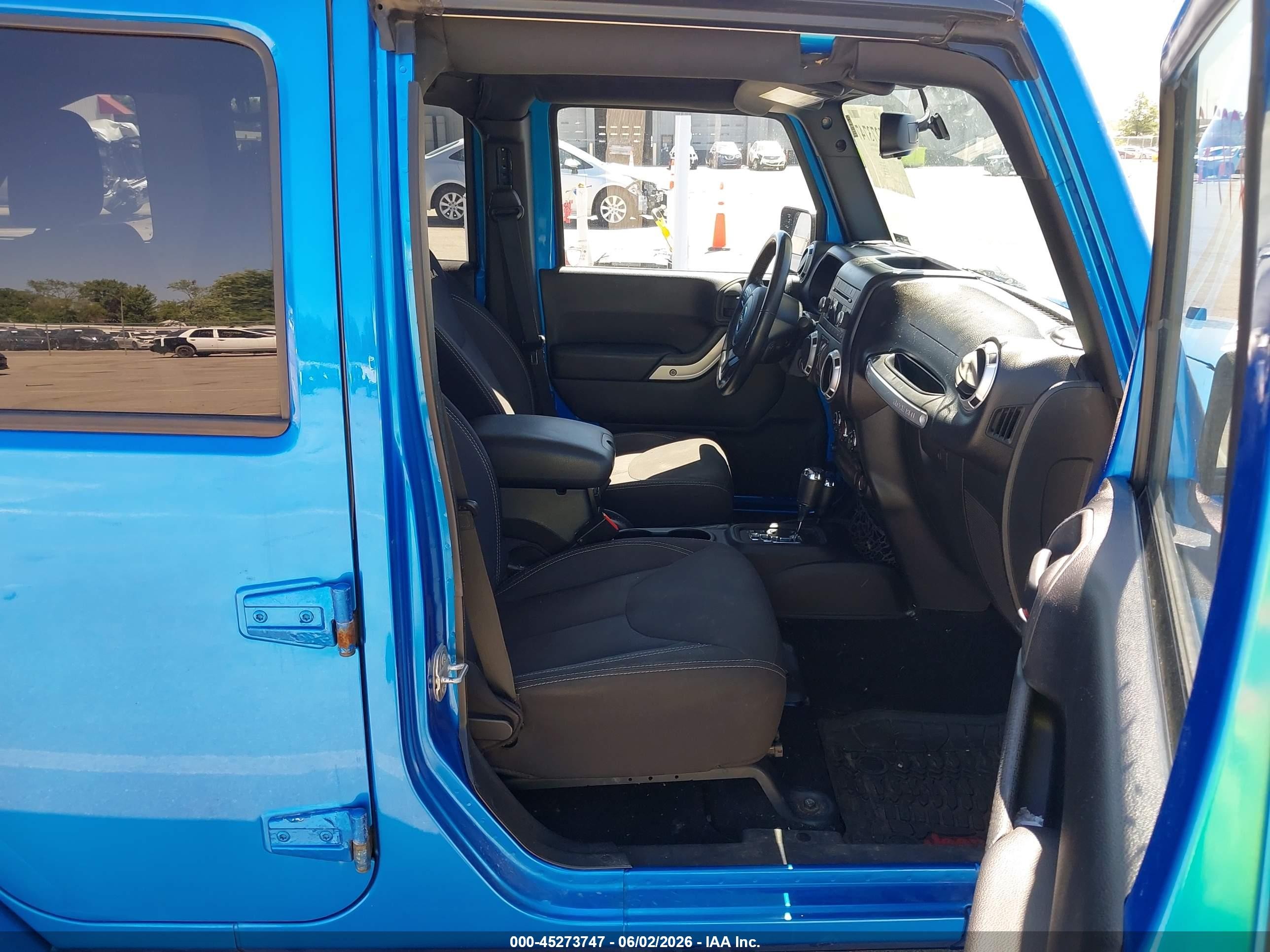 2015 Jeep Wrangler Unlimited Sahara Blue vin: 1C4BJWEG3FL555708