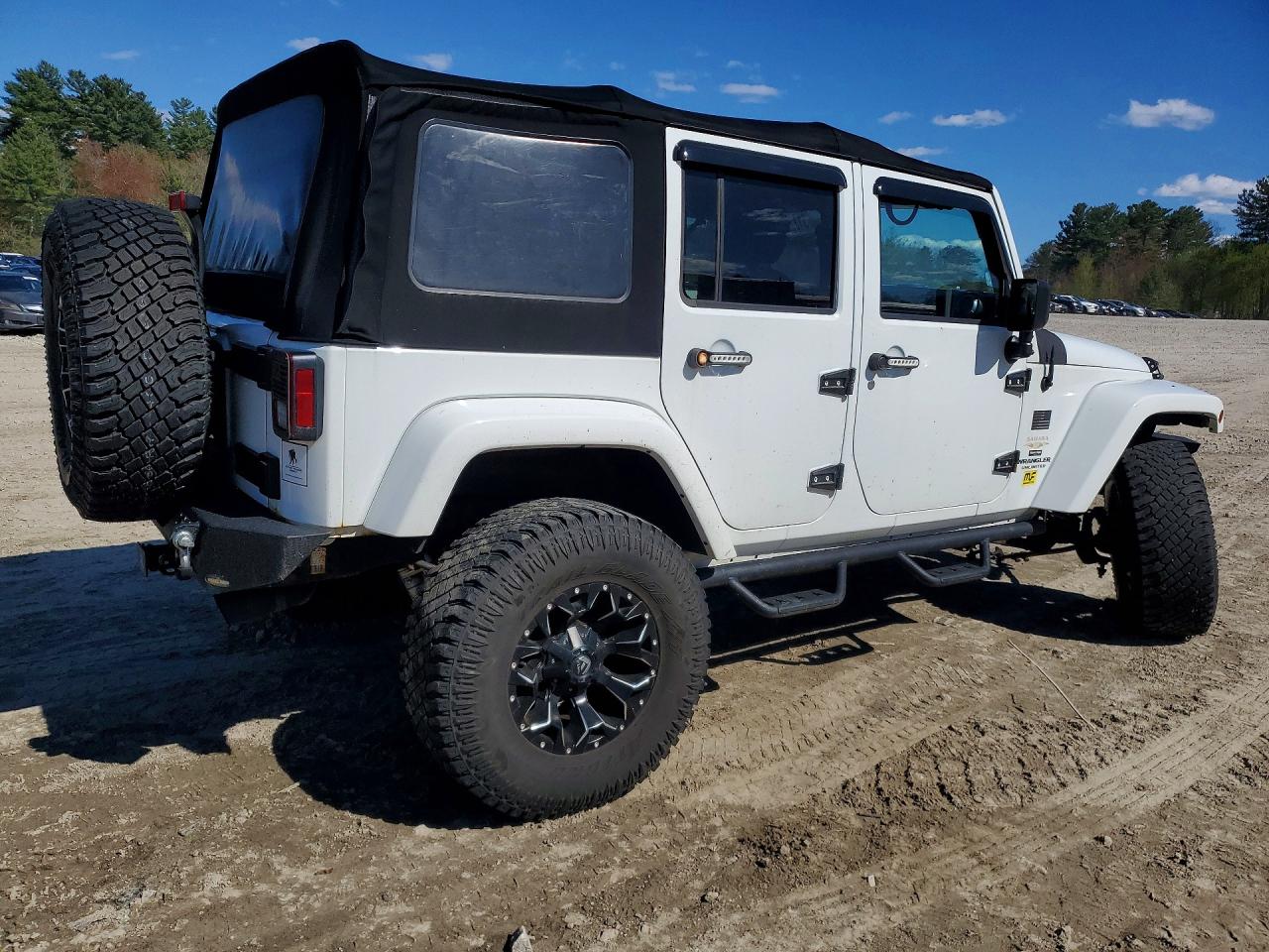 2015 Jeep Wrangler Unlimited Sahara Белый vin: 1C4BJWEG3FL646770