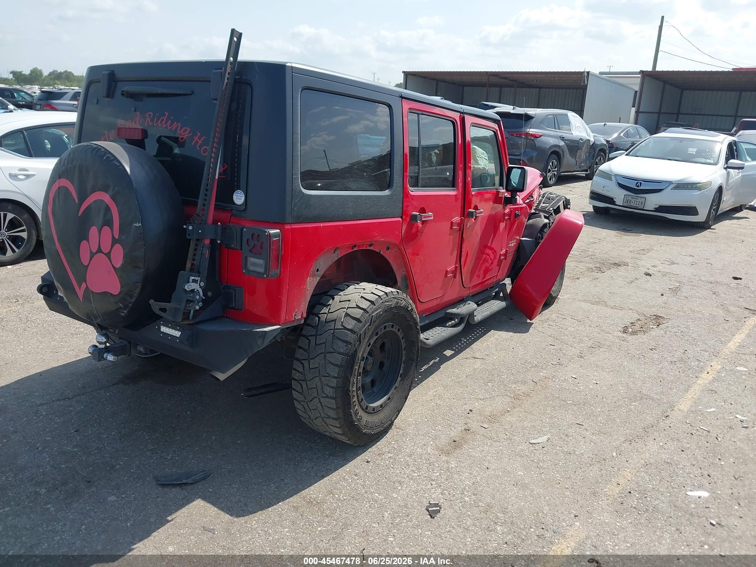 2015 Jeep Wrangler Unlimited Sahara Red vin: 1C4BJWEG3FL768111