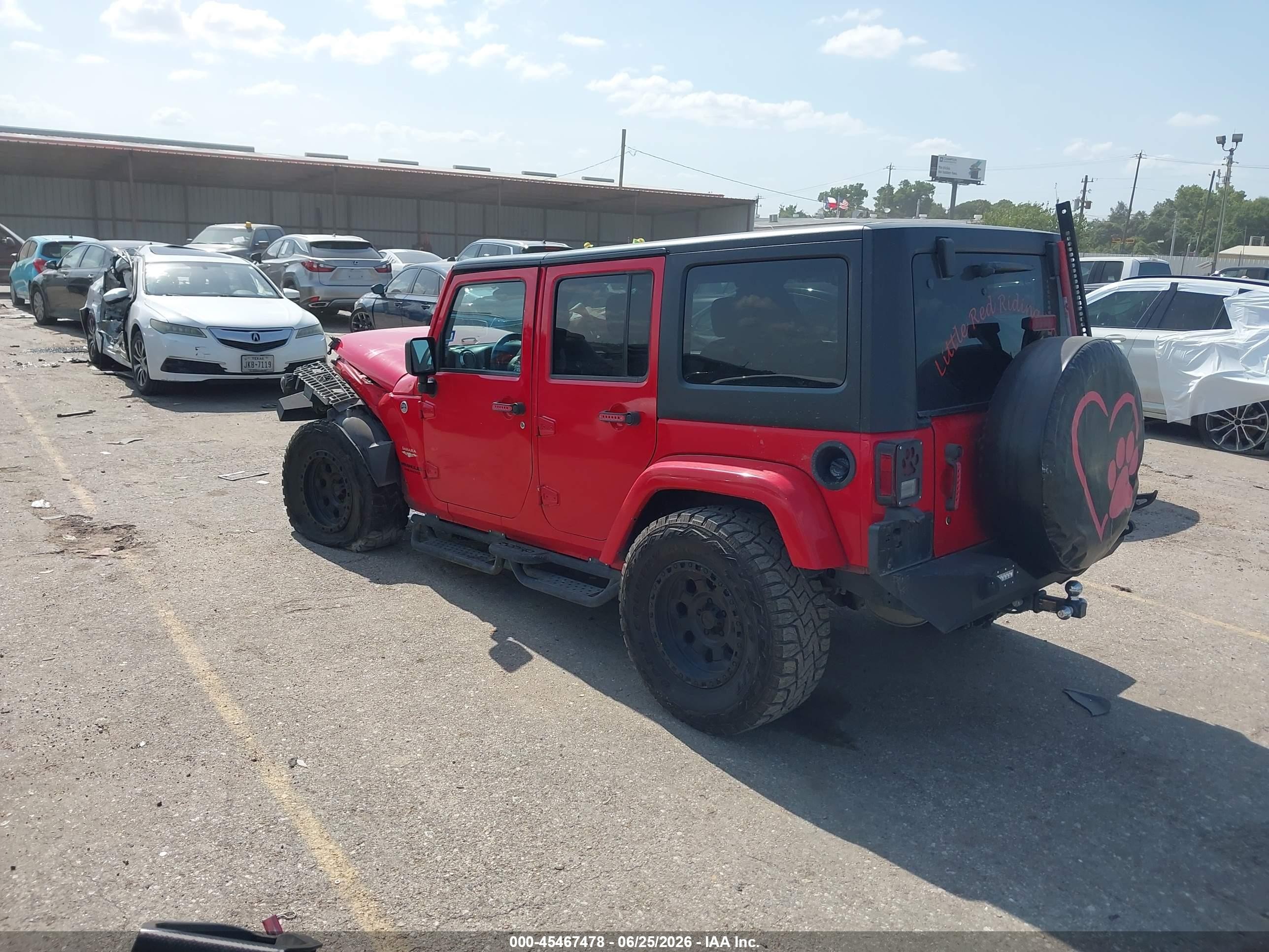 2015 Jeep Wrangler Unlimited Sahara Red vin: 1C4BJWEG3FL768111