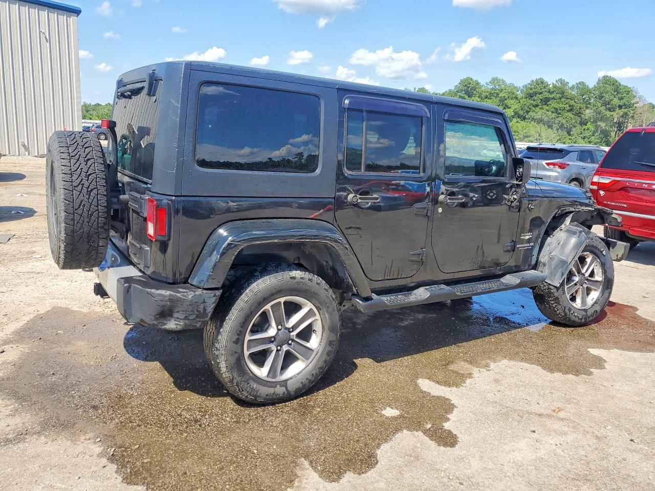 2015 Jeep Wrangler Unlimited Sahara Black vin: 1C4BJWEG3FL771364