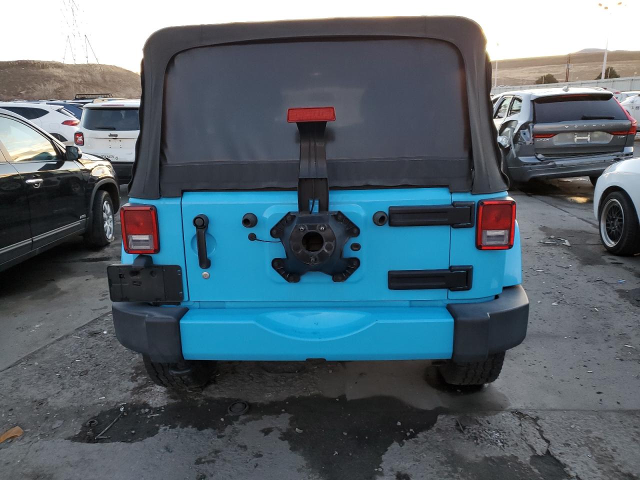 2018 Jeep Wrangler Unlimited Sahara Синий vin: 1C4BJWEG3JL918839