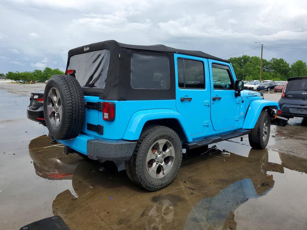 2018 Jeep Wrangler Unlimited Sahara Blue vin: 1C4BJWEG3JL918839
