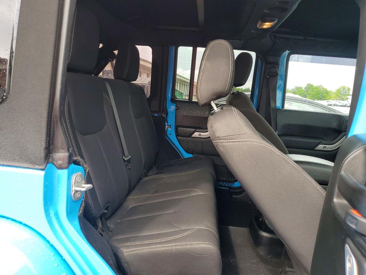 2018 Jeep Wrangler Unlimited Sahara Blue vin: 1C4BJWEG3JL918839