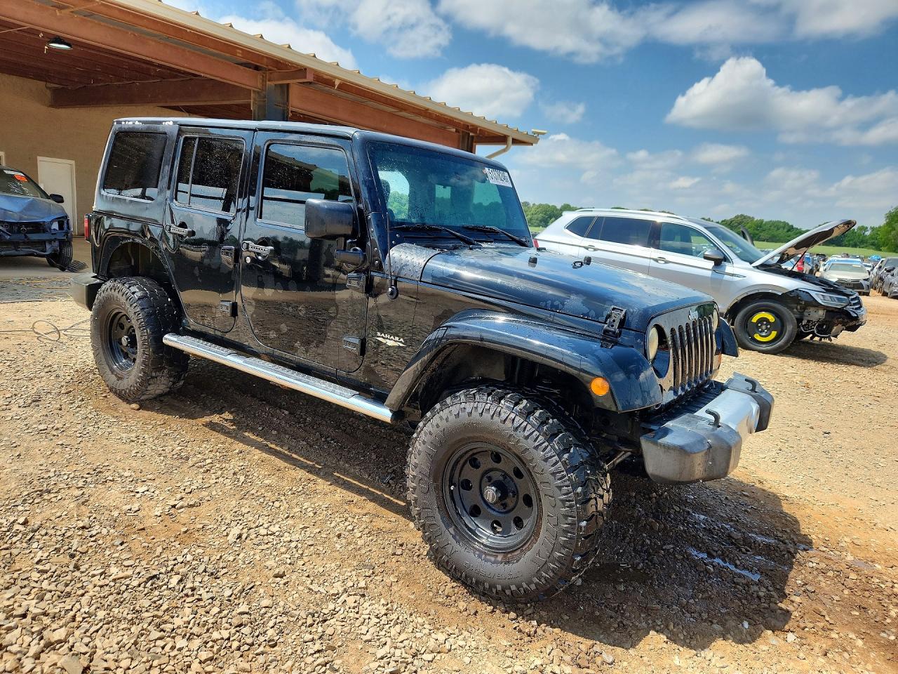 2012 Jeep Wrangler Unlimited Sahara Black vin: 1C4BJWEG4CL111281