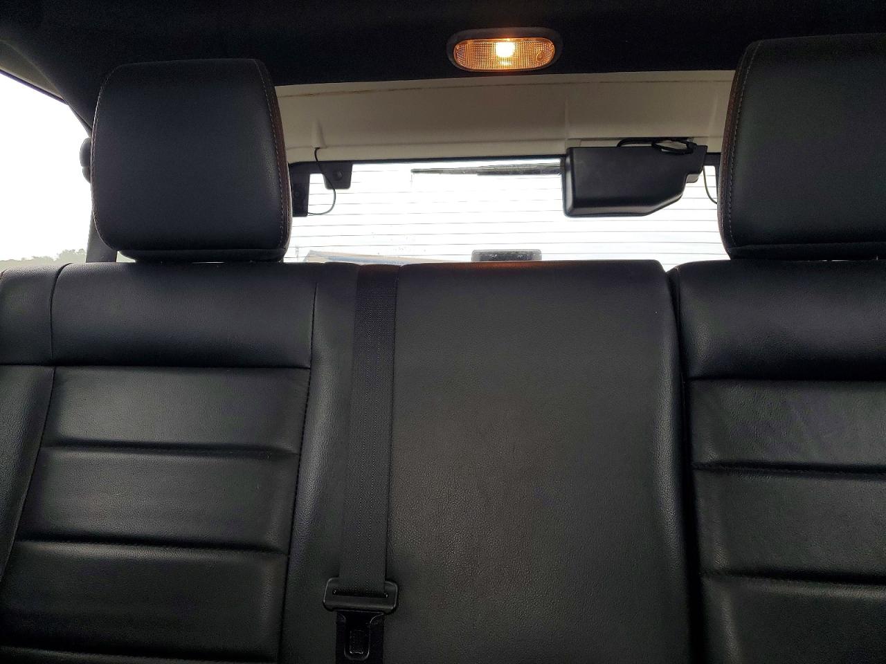 2012 Jeep Wrangler Unlimited Sahara White vin: 1C4BJWEG4CL255154