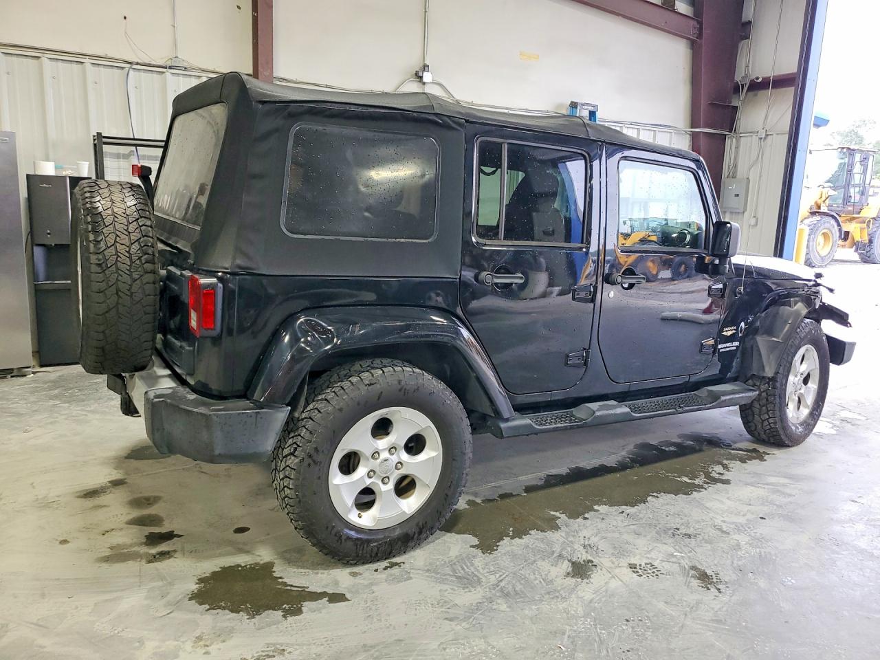 2013 Jeep Wrangler Unlimited Sahara Black vin: 1C4BJWEG4DL568674