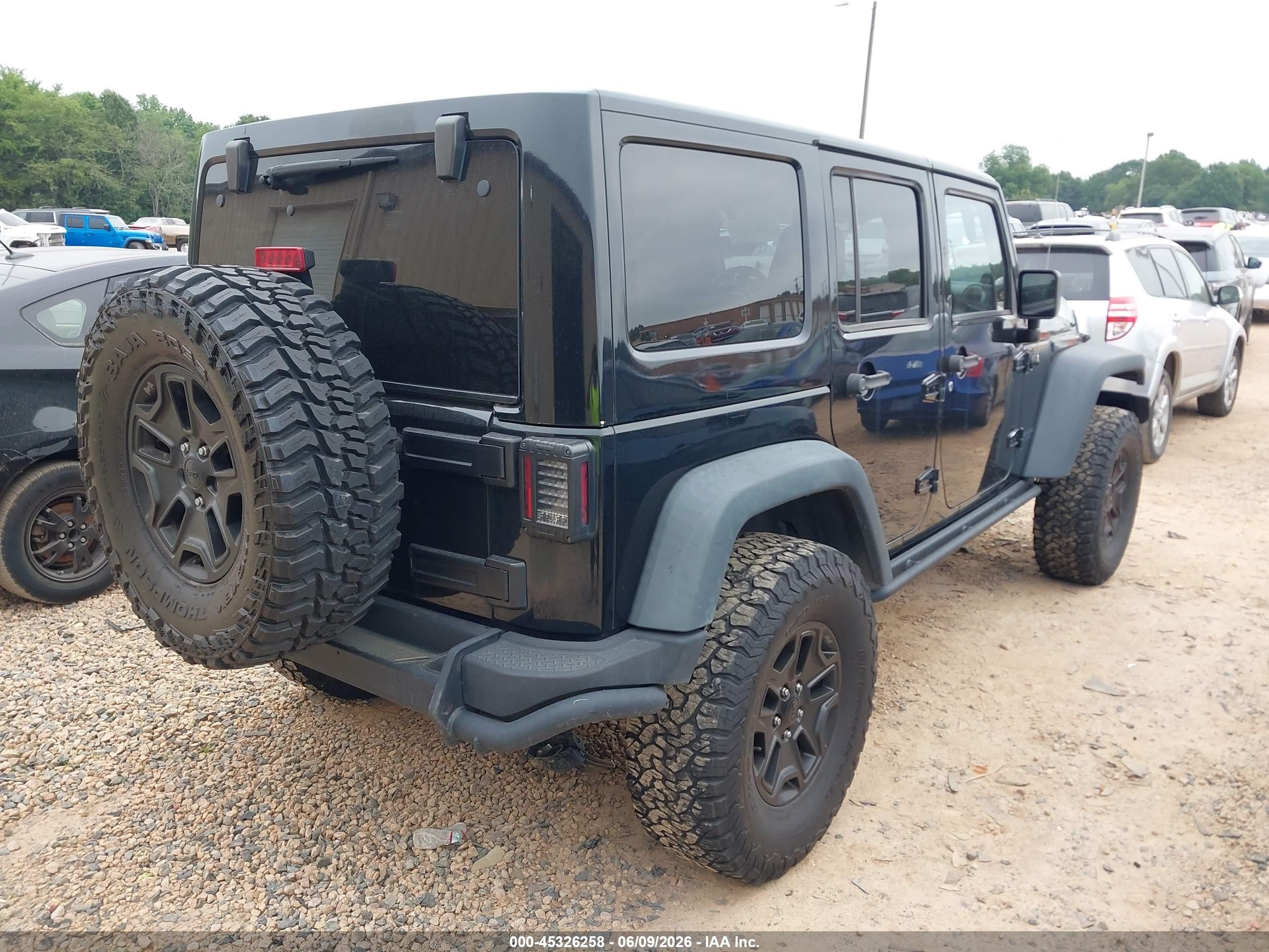 2013 Jeep Wrangler Unlimited Moab Black vin: 1C4BJWEG4DL590304