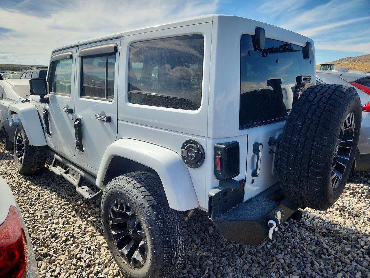 2014 Jeep Wrangler Unlimited Sahara Белый vin: 1C4BJWEG4EL292563