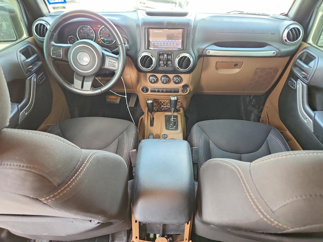 2015 Jeep Wrangler Unlimited Sahara Black vin: 1C4BJWEG4FL624843
