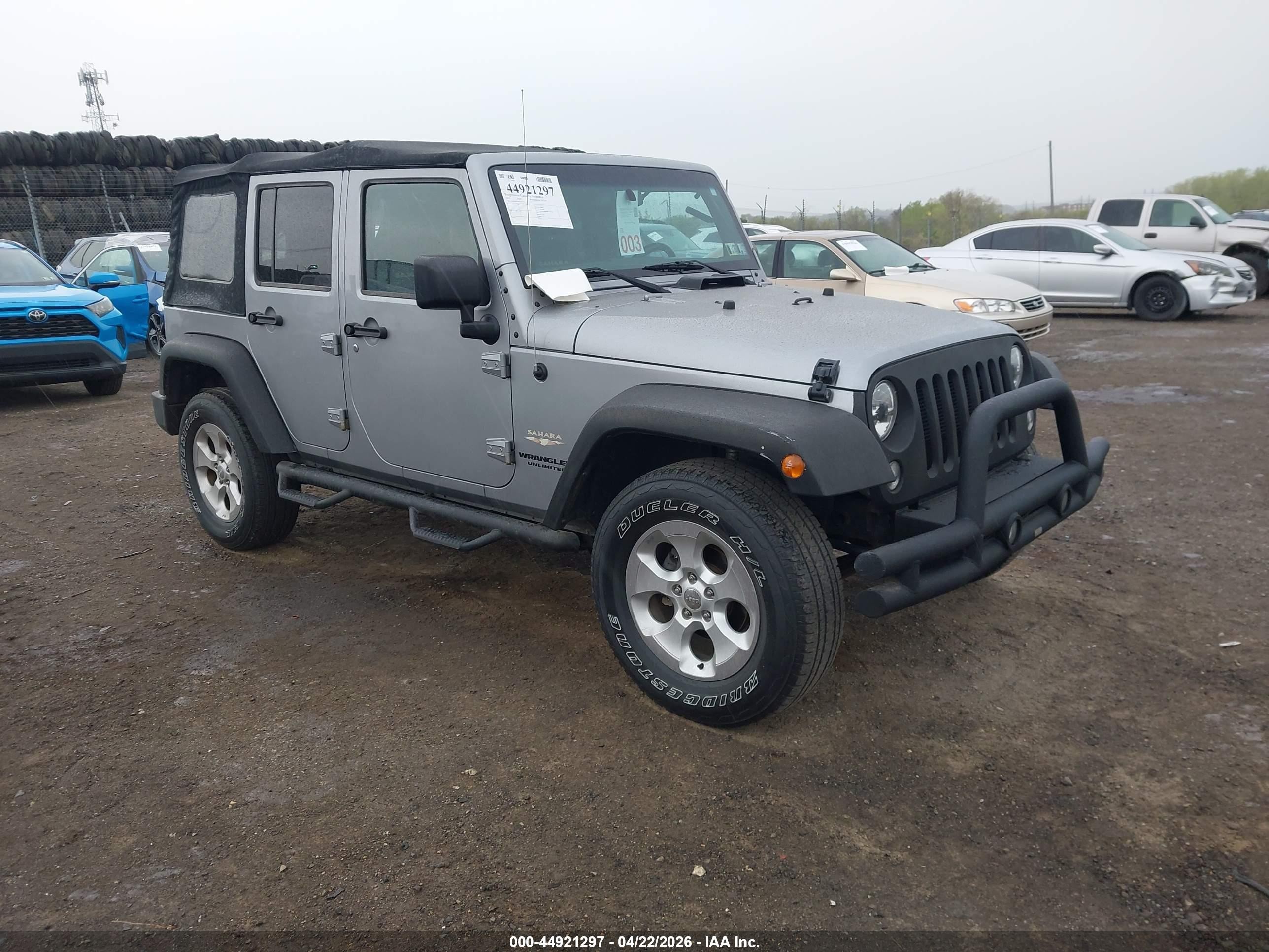 2015 Jeep Wrangler Unlimited Sahara Silver vin: 1C4BJWEG4FL650181