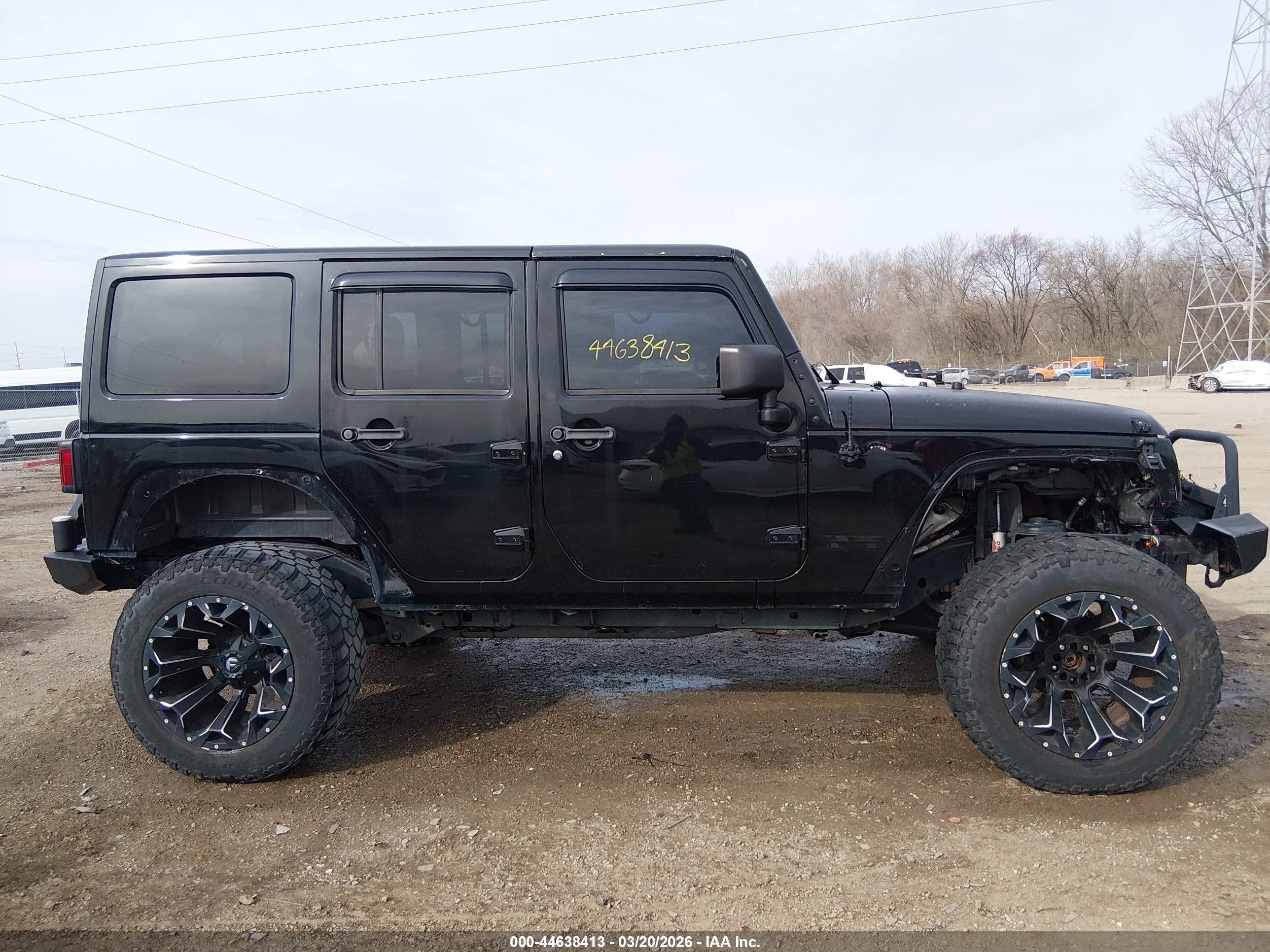 2015 Jeep Wrangler Unlimited Sahara Черный vin: 1C4BJWEG4FL691944