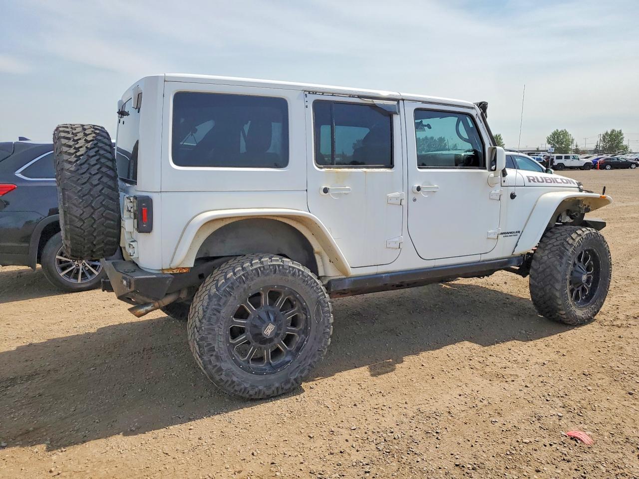2012 Jeep Wrangler Unlimited Sahara Белый vin: 1C4BJWEG5CL112598