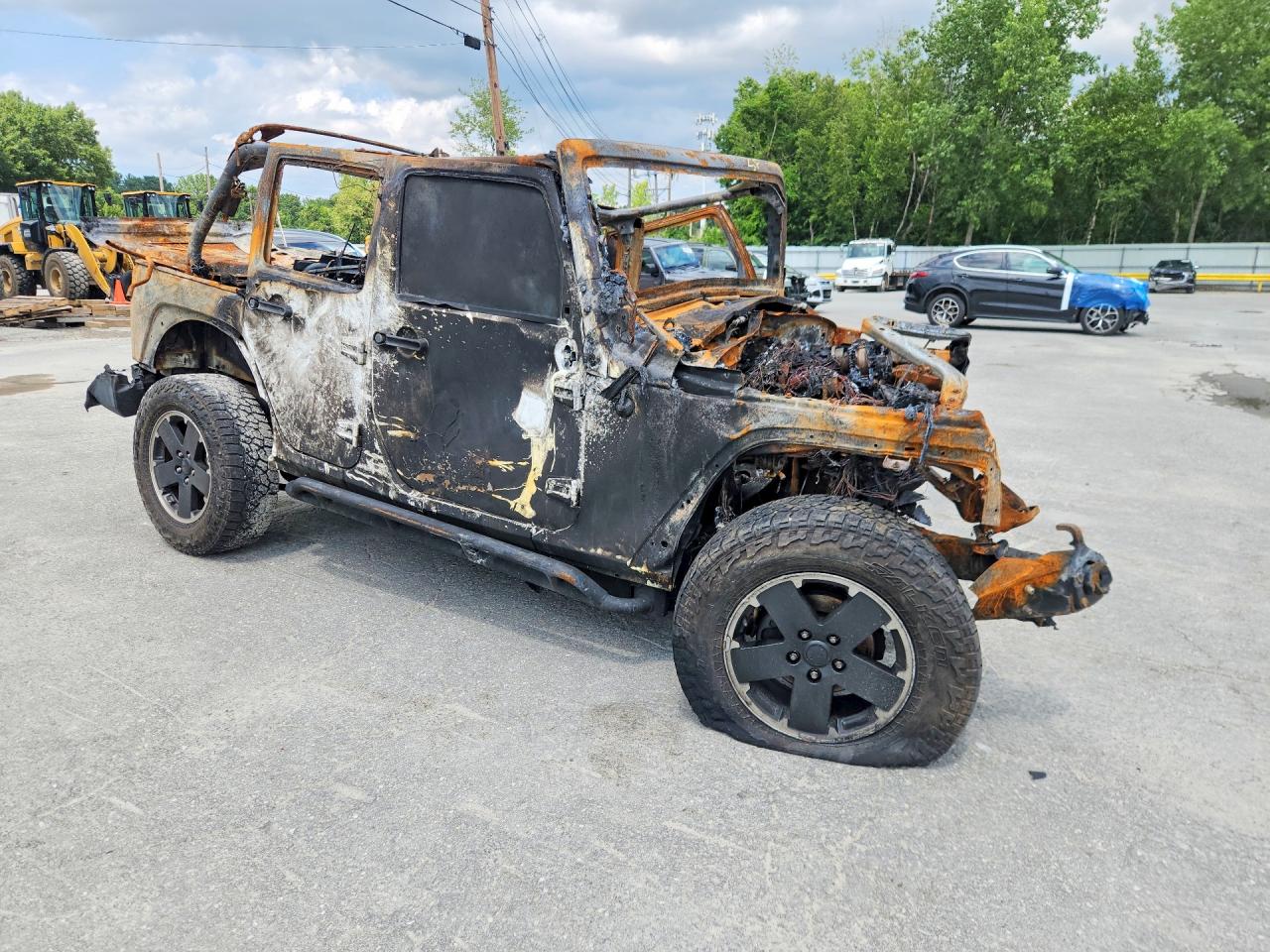 2012 Jeep Wrangler Unlimited Sahara Burn vin: 1C4BJWEG5CL268432