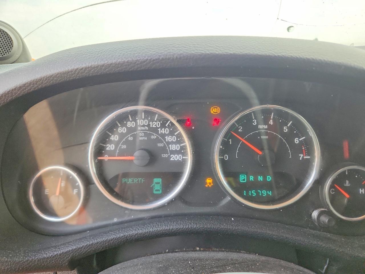 2013 Jeep Wrangler Unlimited Sahara Orange vin: 1C4BJWEG5DL537630