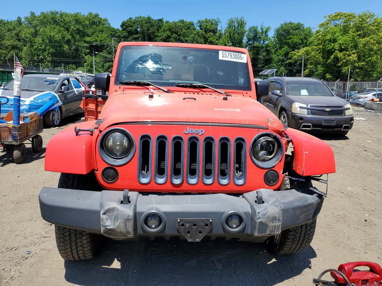 2013 Jeep Wrangler Unlimited Sahara Red vin: 1C4BJWEG5DL551771