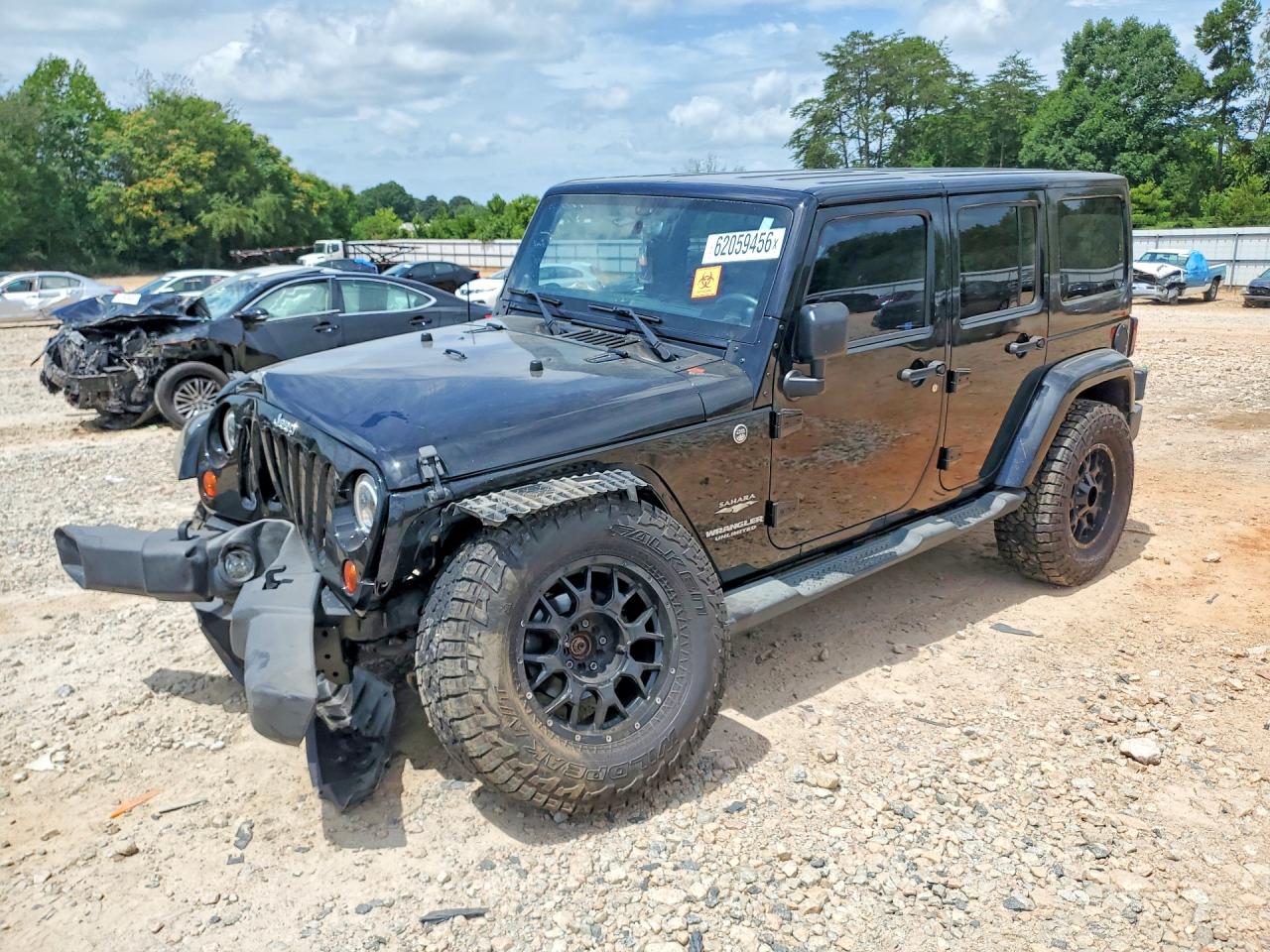 2013 Jeep Wrangler Unlimited Sahara Black vin: 1C4BJWEG5DL592661