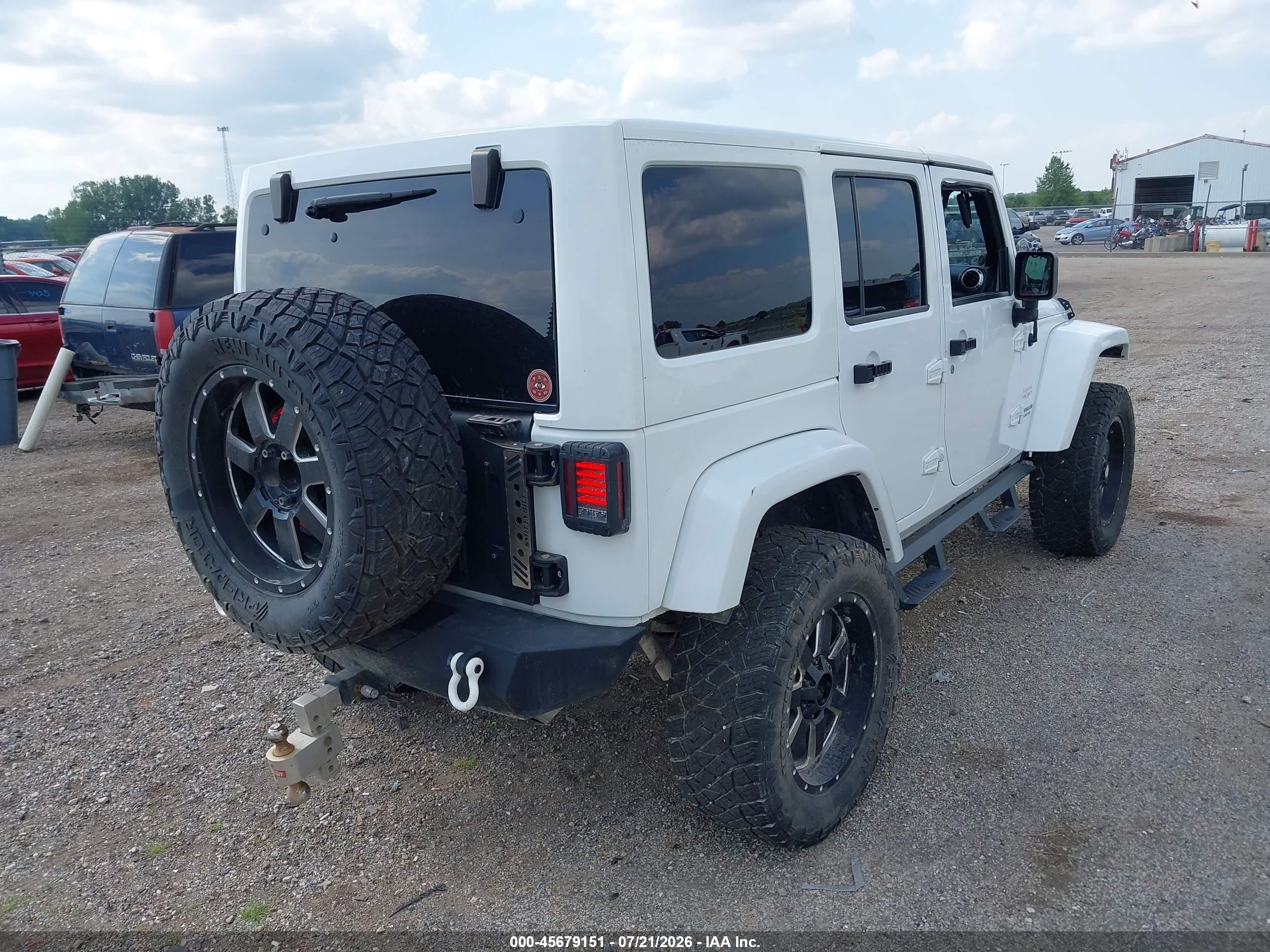 2013 Jeep Wrangler Unlimited Sahara Белый vin: 1C4BJWEG5DL666886