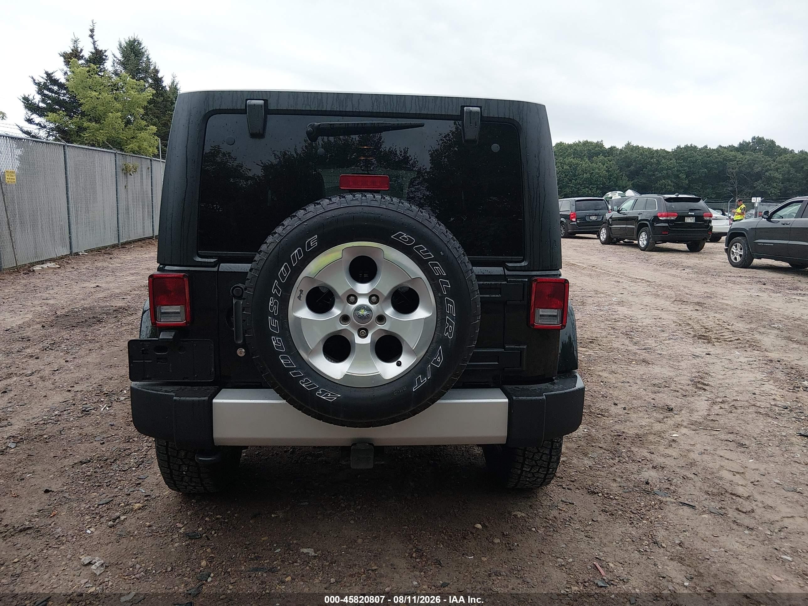 2013 Jeep Wrangler Unlimited Sahara Black vin: 1C4BJWEG5DL703791