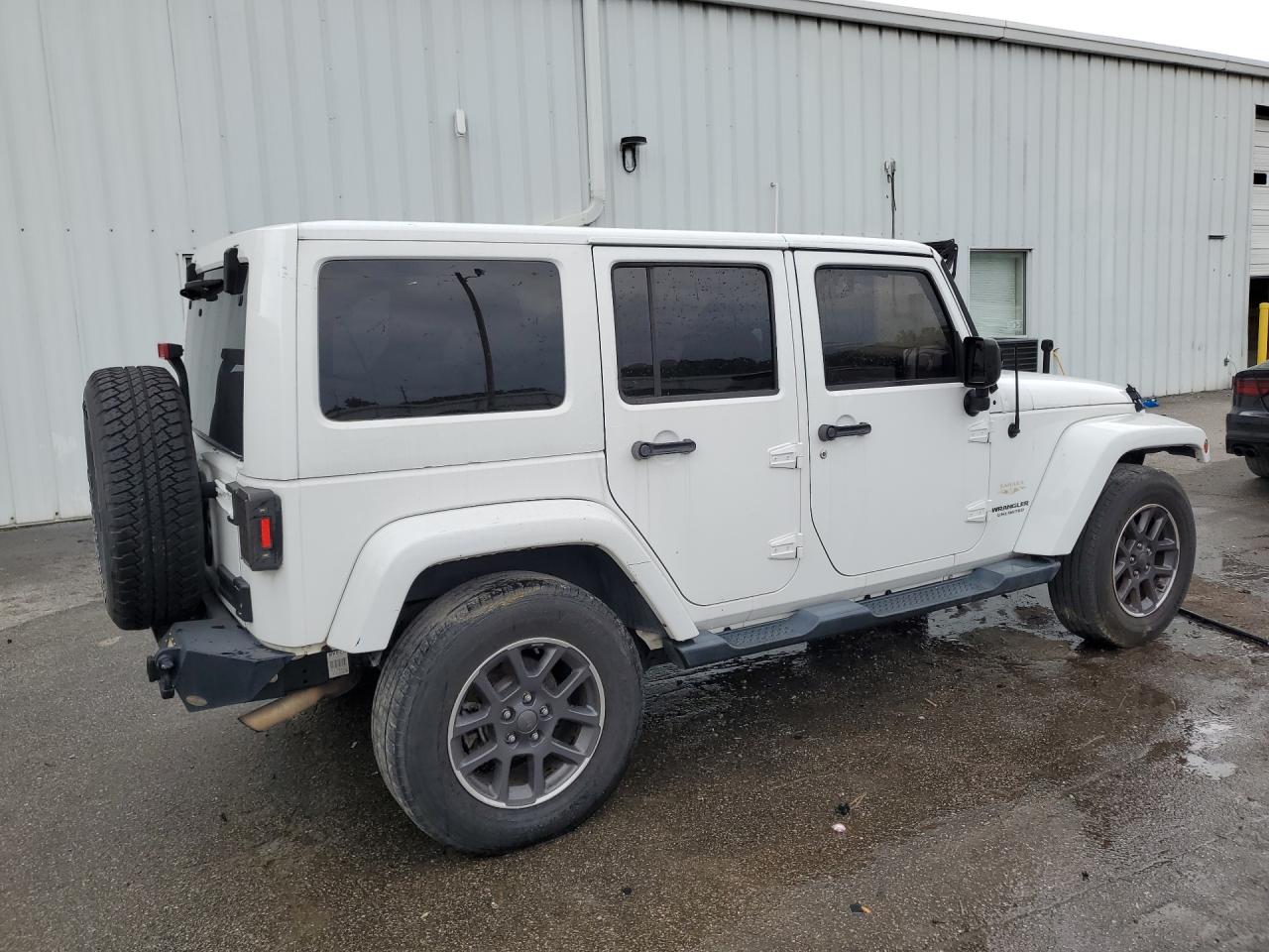 2014 Jeep Wrangler Unlimited Sahara Белый vin: 1C4BJWEG5EL146902 Damage: Right Qtr Panel Extension, Multiple Scratches Heavy, 2