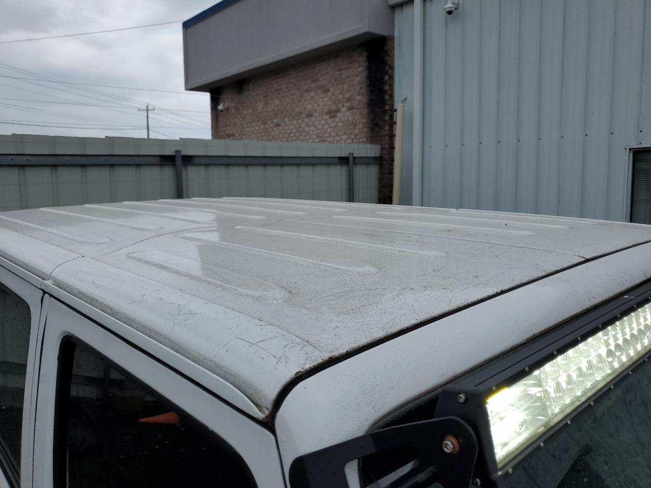 2014 Jeep Wrangler Unlimited Sahara Белый vin: 1C4BJWEG5EL146902 Damage: Roof Panel, Multiple Scratches Heavy, 3