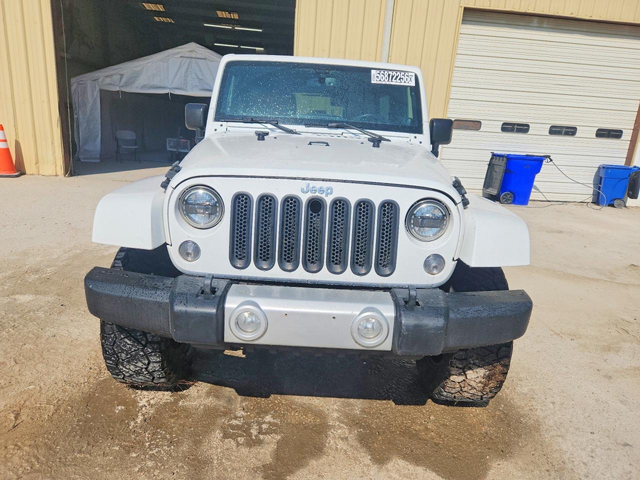 2014 Jeep Wrangler Unlimited Sahara White vin: 1C4BJWEG5EL150710