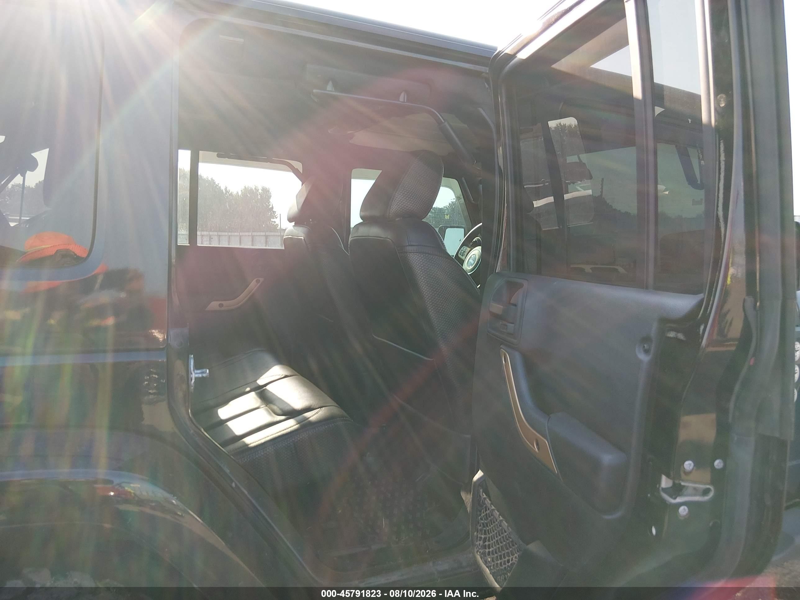 2014 Jeep Wrangler Unlimited Dragon Edition Black vin: 1C4BJWEG5EL185506