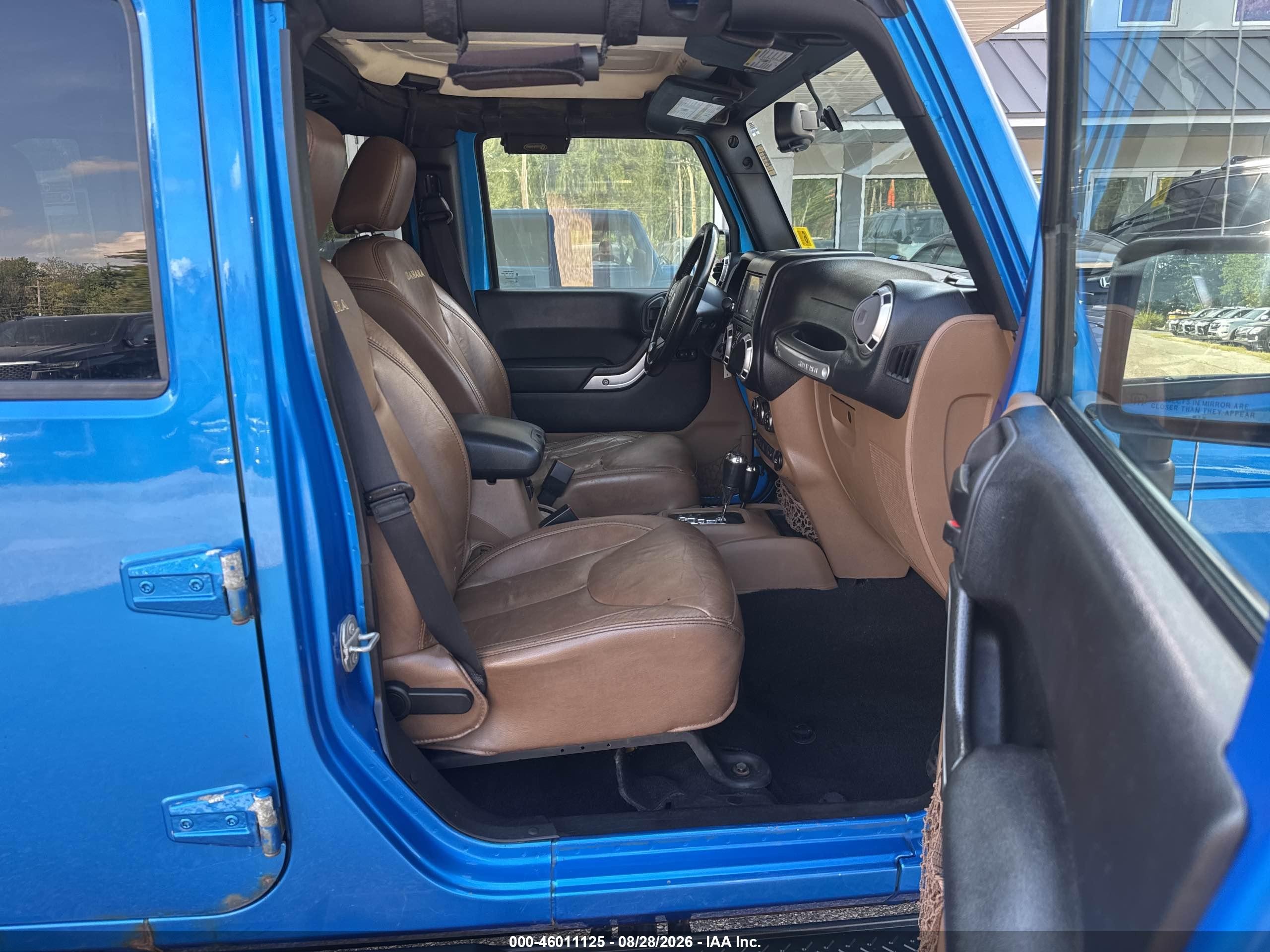 2015 Jeep Wrangler Unlimited Sahara Blue vin: 1C4BJWEG5FL591285