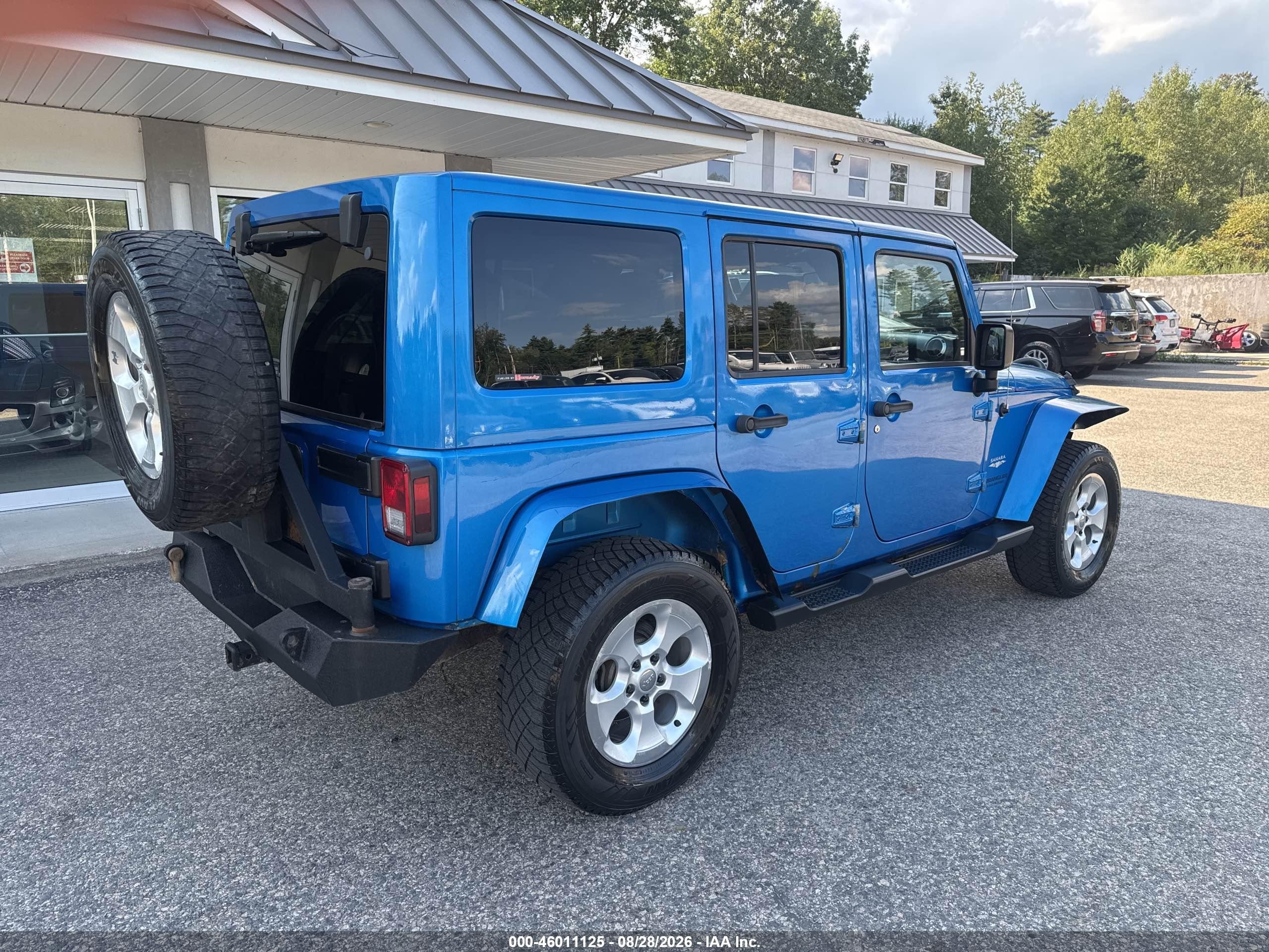 2015 Jeep Wrangler Unlimited Sahara Blue vin: 1C4BJWEG5FL591285