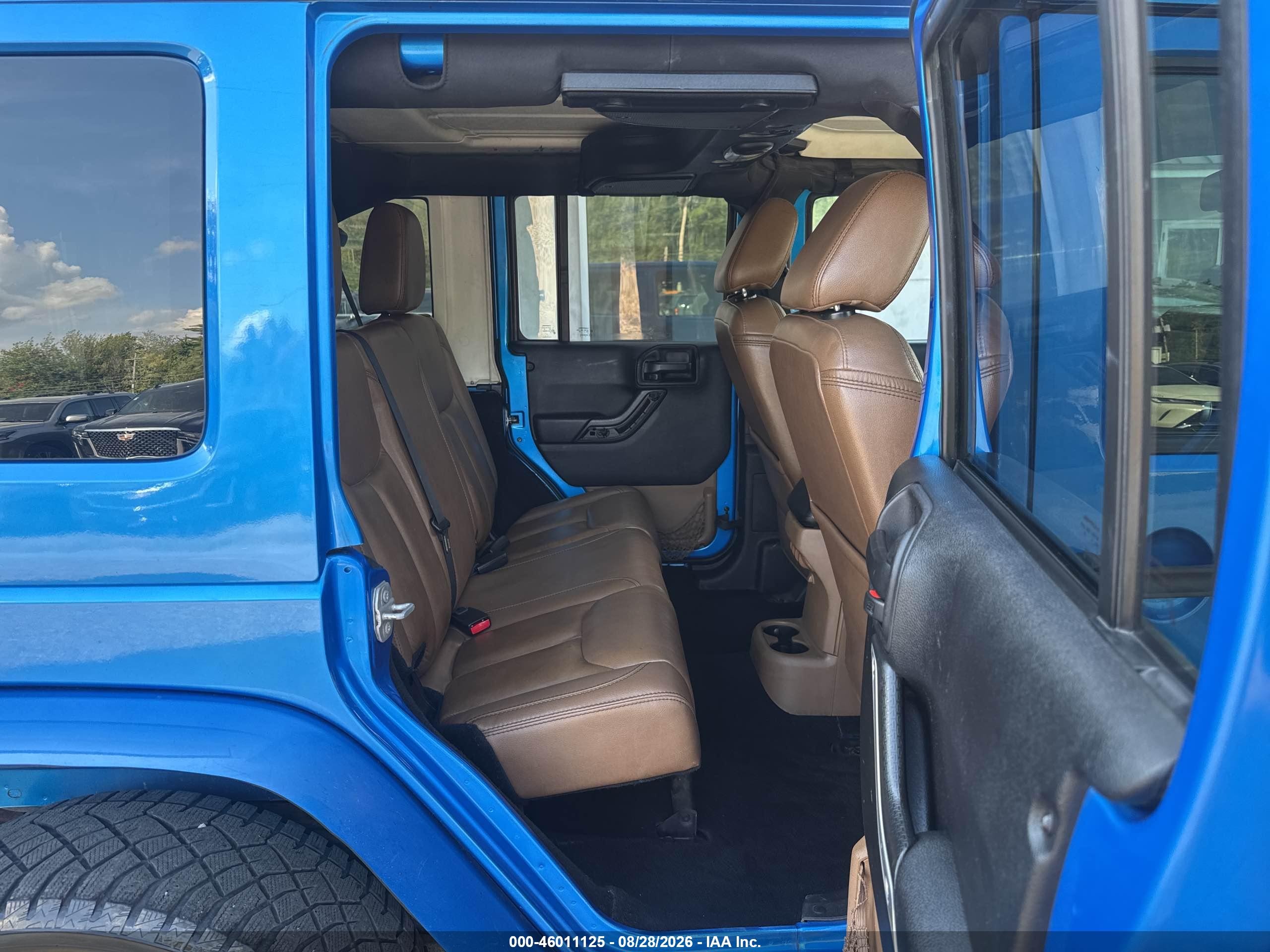 2015 Jeep Wrangler Unlimited Sahara Blue vin: 1C4BJWEG5FL591285