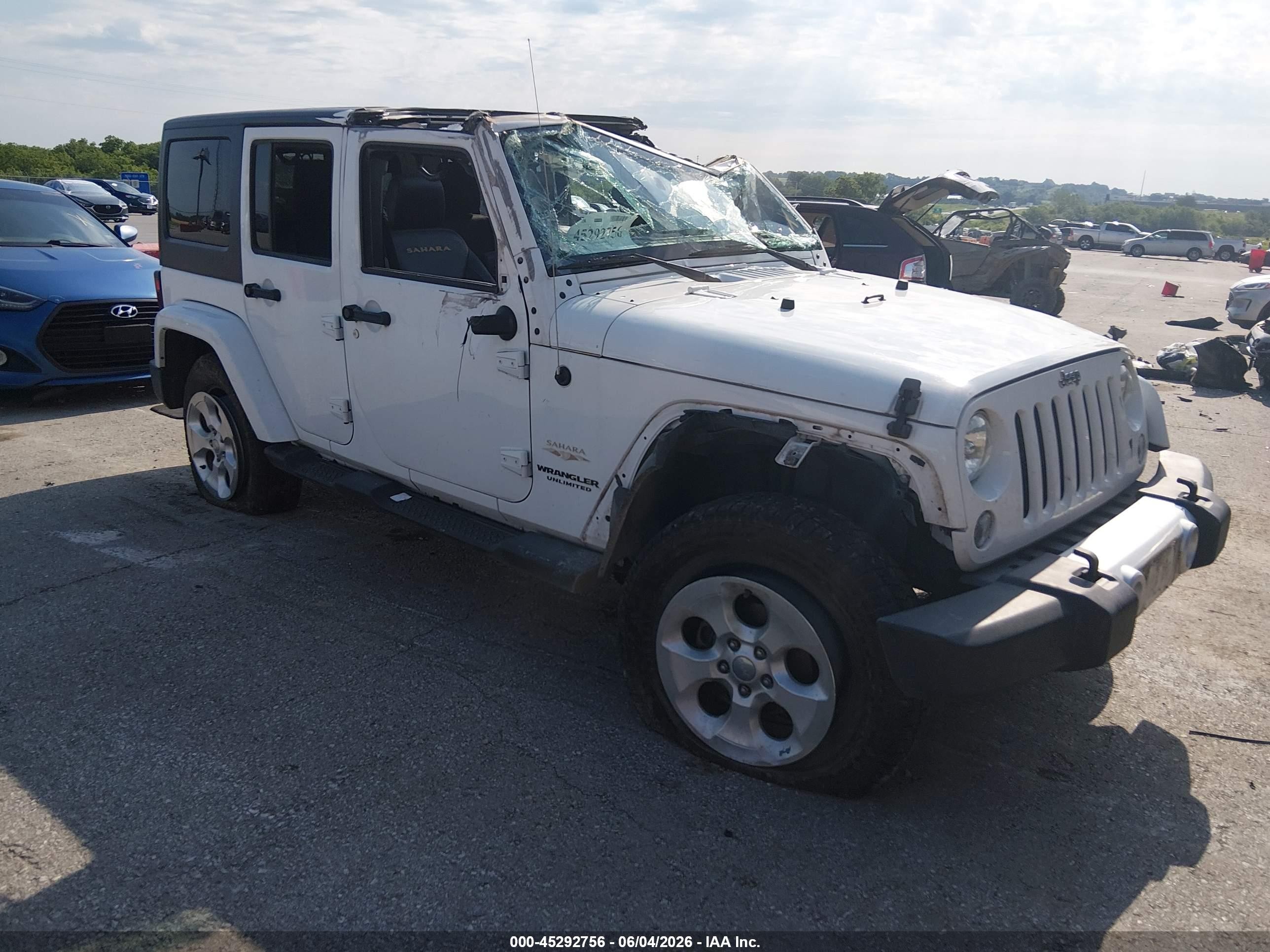 2015 Jeep Wrangler Unlimited Sahara White vin: 1C4BJWEG5FL624446