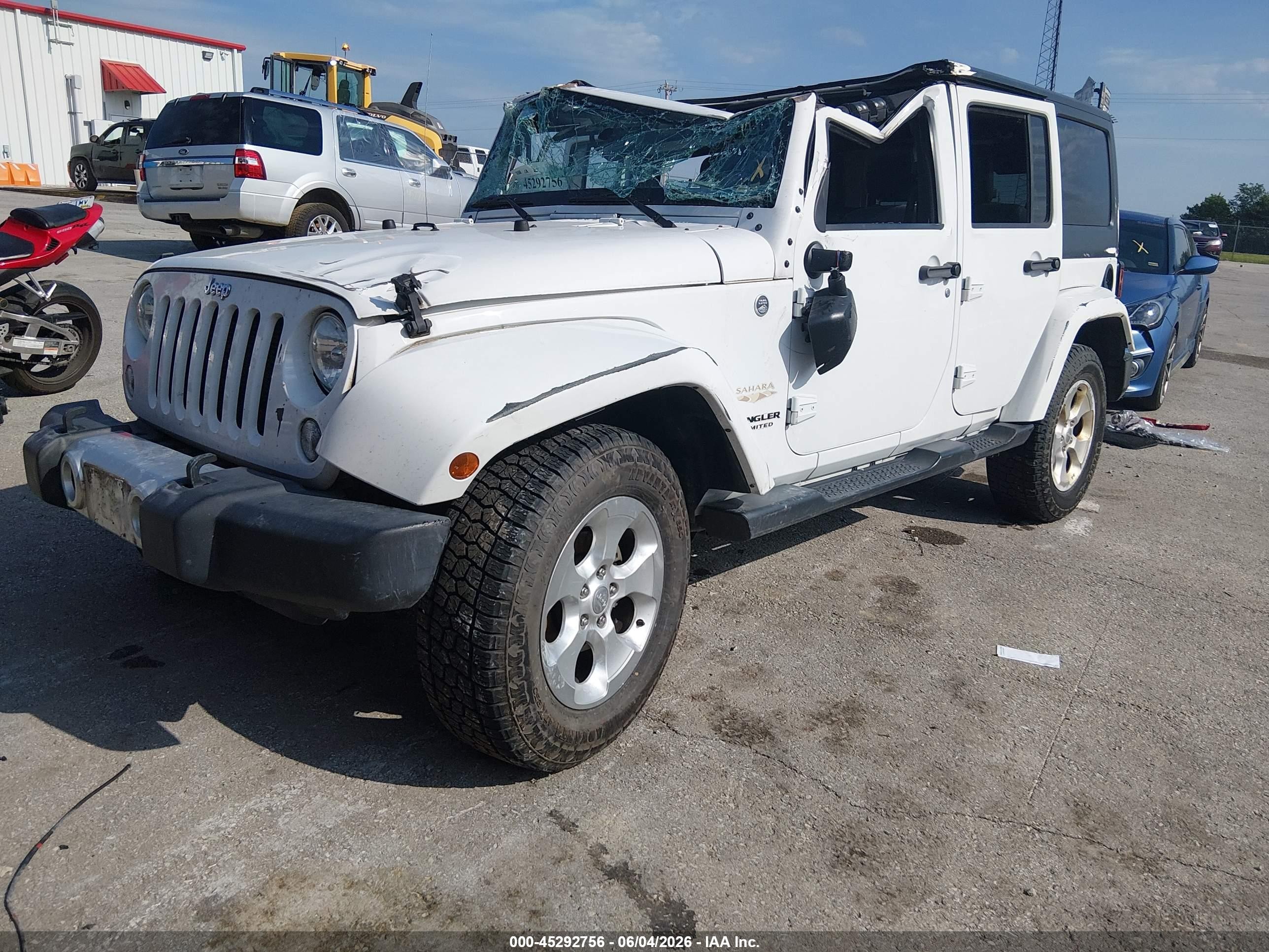 2015 Jeep Wrangler Unlimited Sahara White vin: 1C4BJWEG5FL624446