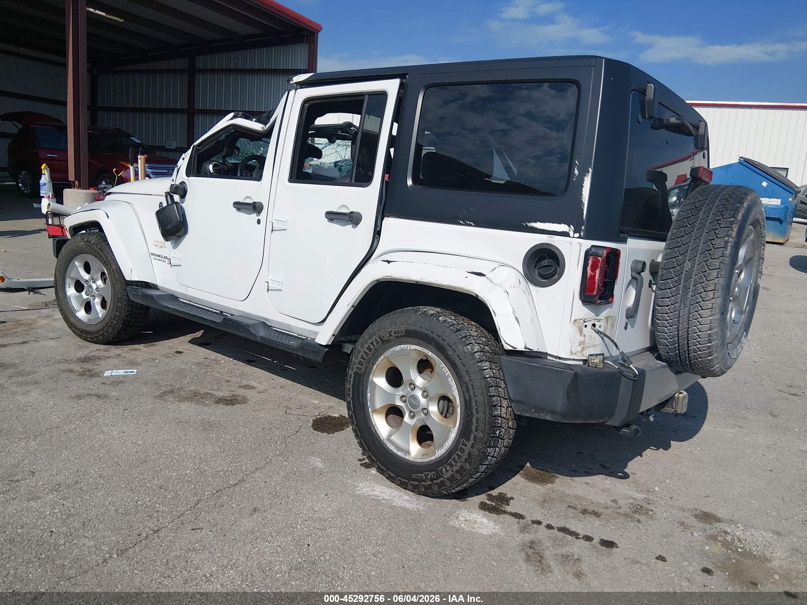 2015 Jeep Wrangler Unlimited Sahara White vin: 1C4BJWEG5FL624446