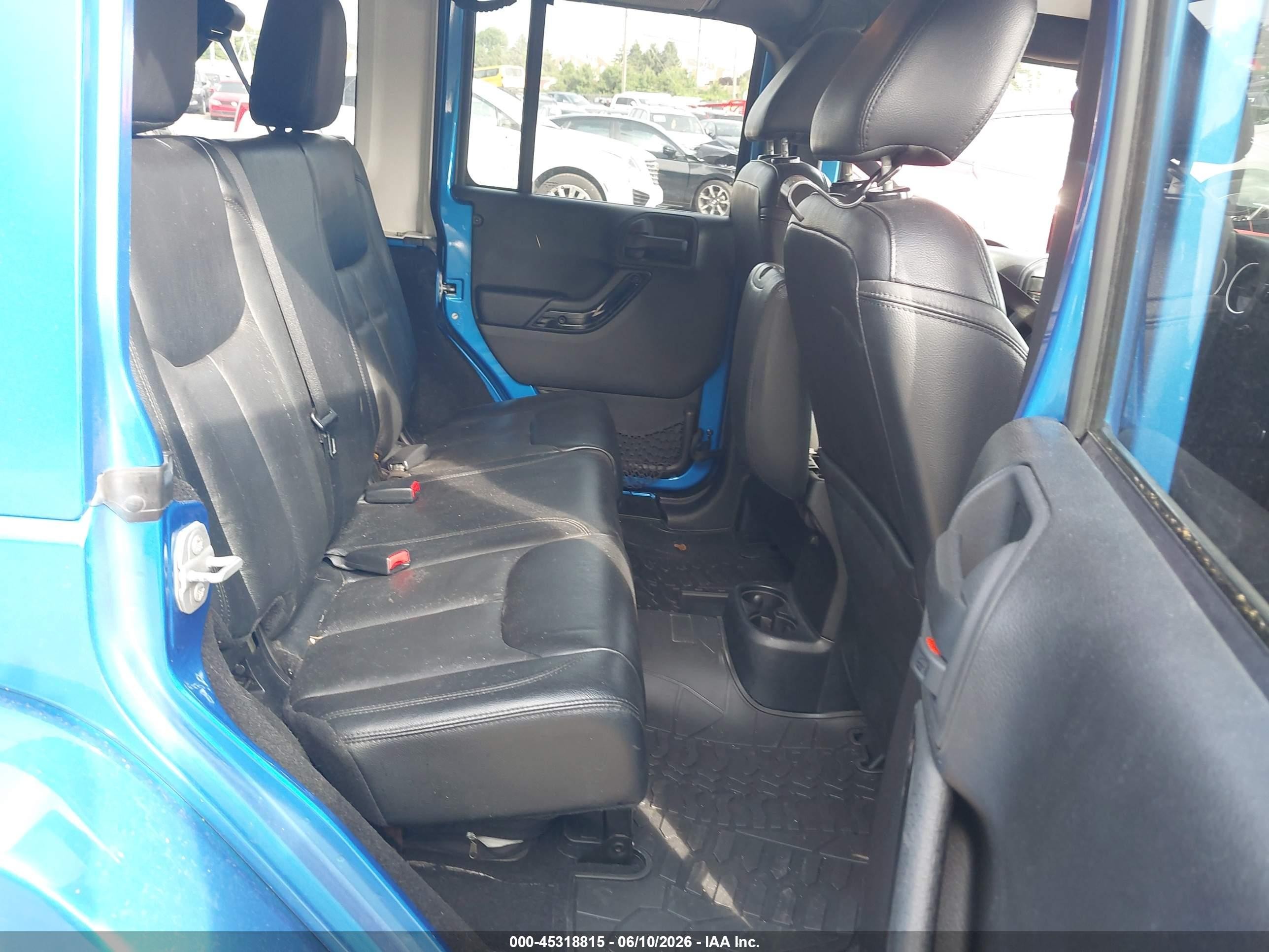 2015 Jeep Wrangler Unlimited Altitude Light Blue vin: 1C4BJWEG5FL700103