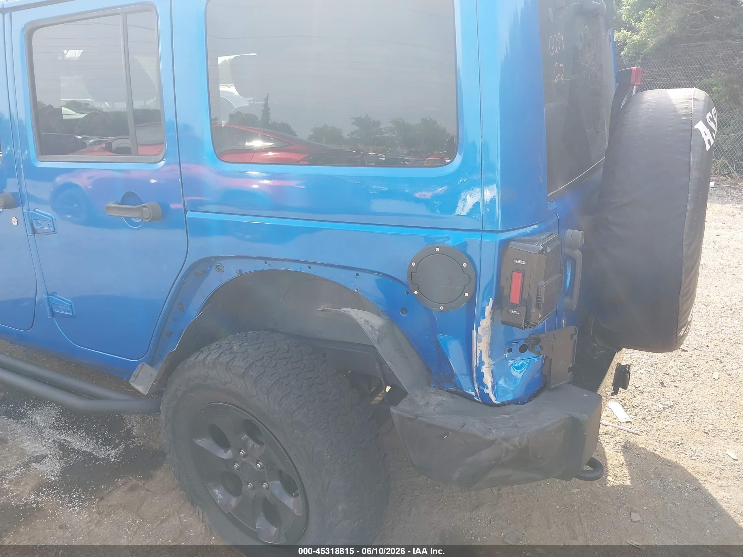 2015 Jeep Wrangler Unlimited Altitude Light Blue vin: 1C4BJWEG5FL700103