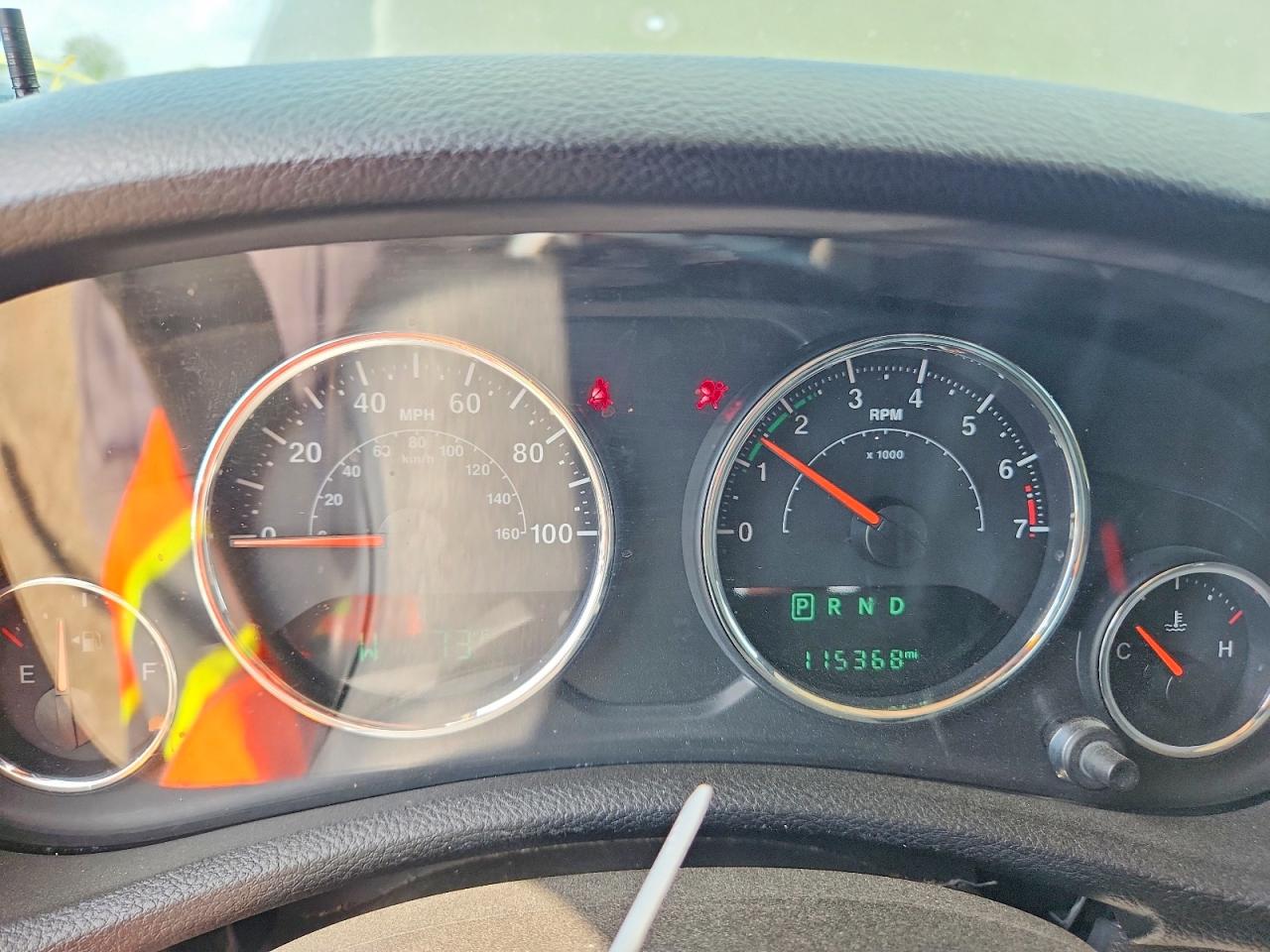 2015 Jeep Wrangler Unlimited Sahara Green vin: 1C4BJWEG5FL741539
