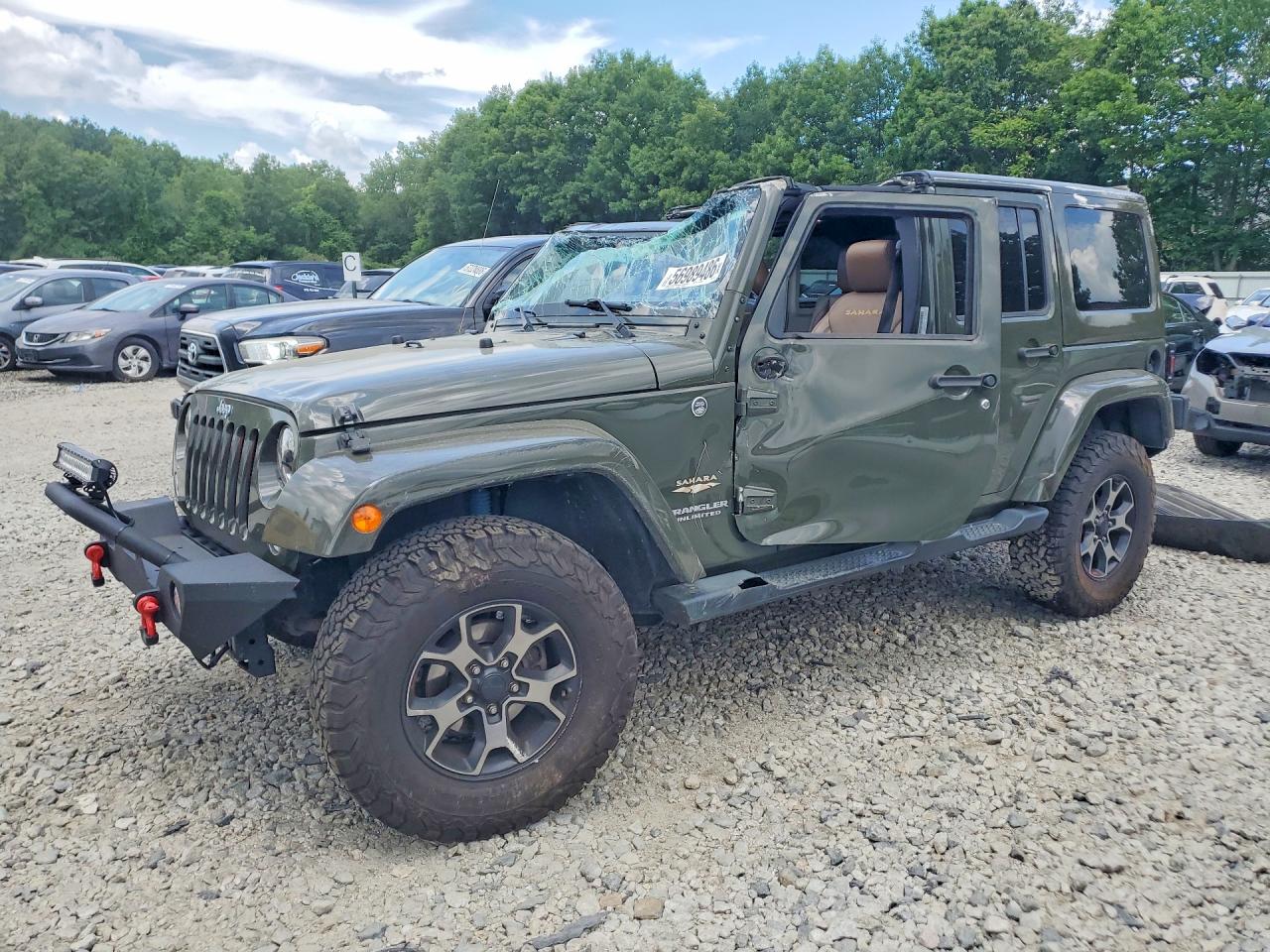 2015 Jeep Wrangler Unlimited Sahara Green vin: 1C4BJWEG5FL757322