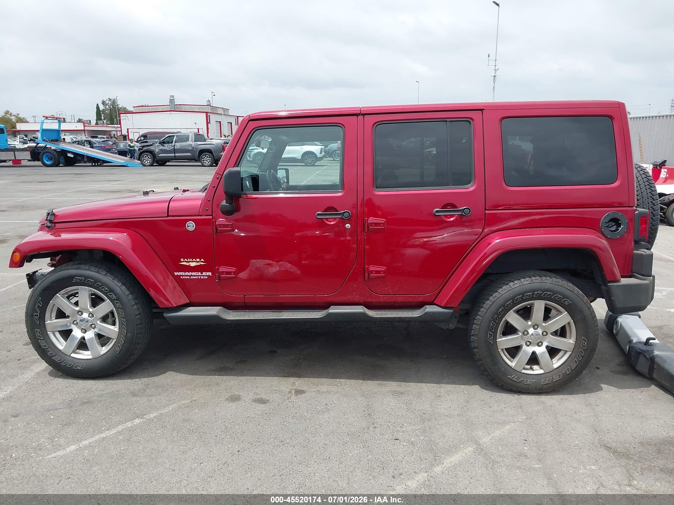2012 Jeep Wrangler Unlimited Sahara Red vin: 1C4BJWEG6CL120404