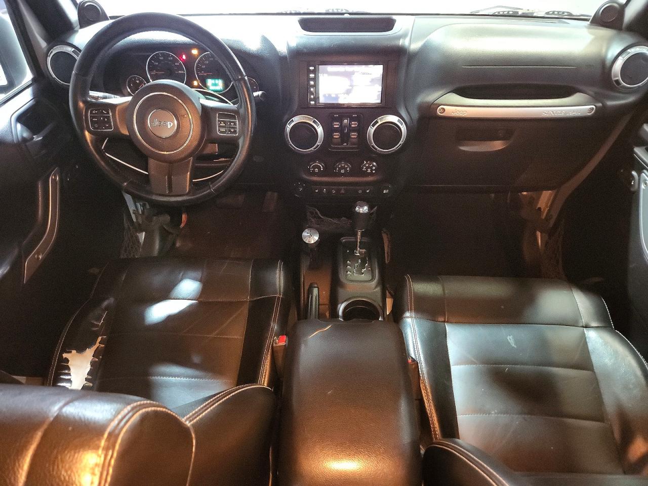 2012 Jeep Wrangler Unlimited Sahara Серебряный vin: 1C4BJWEG6CL166928