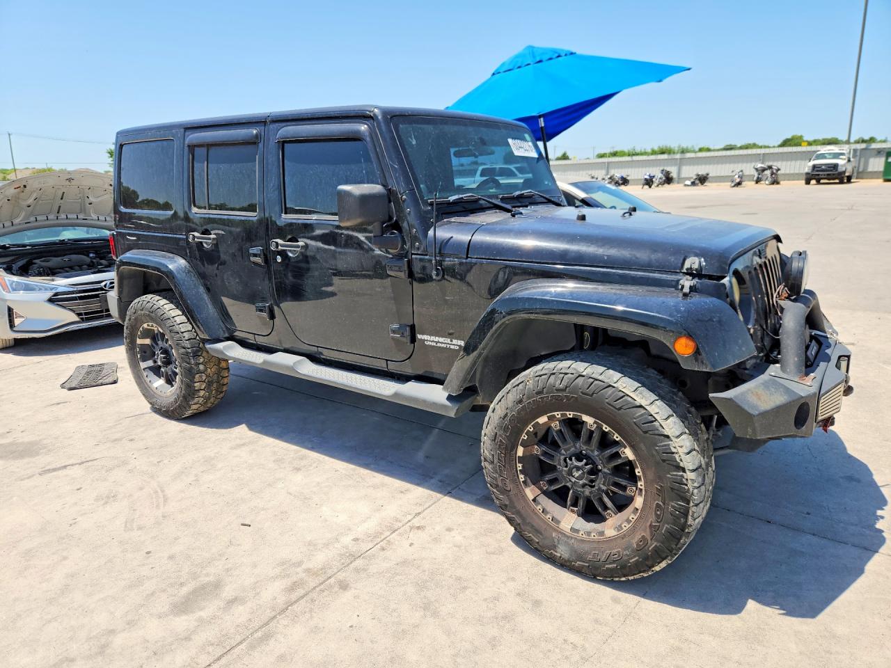 2012 Jeep Wrangler Unlimited Sahara Black vin: 1C4BJWEG6CL255043