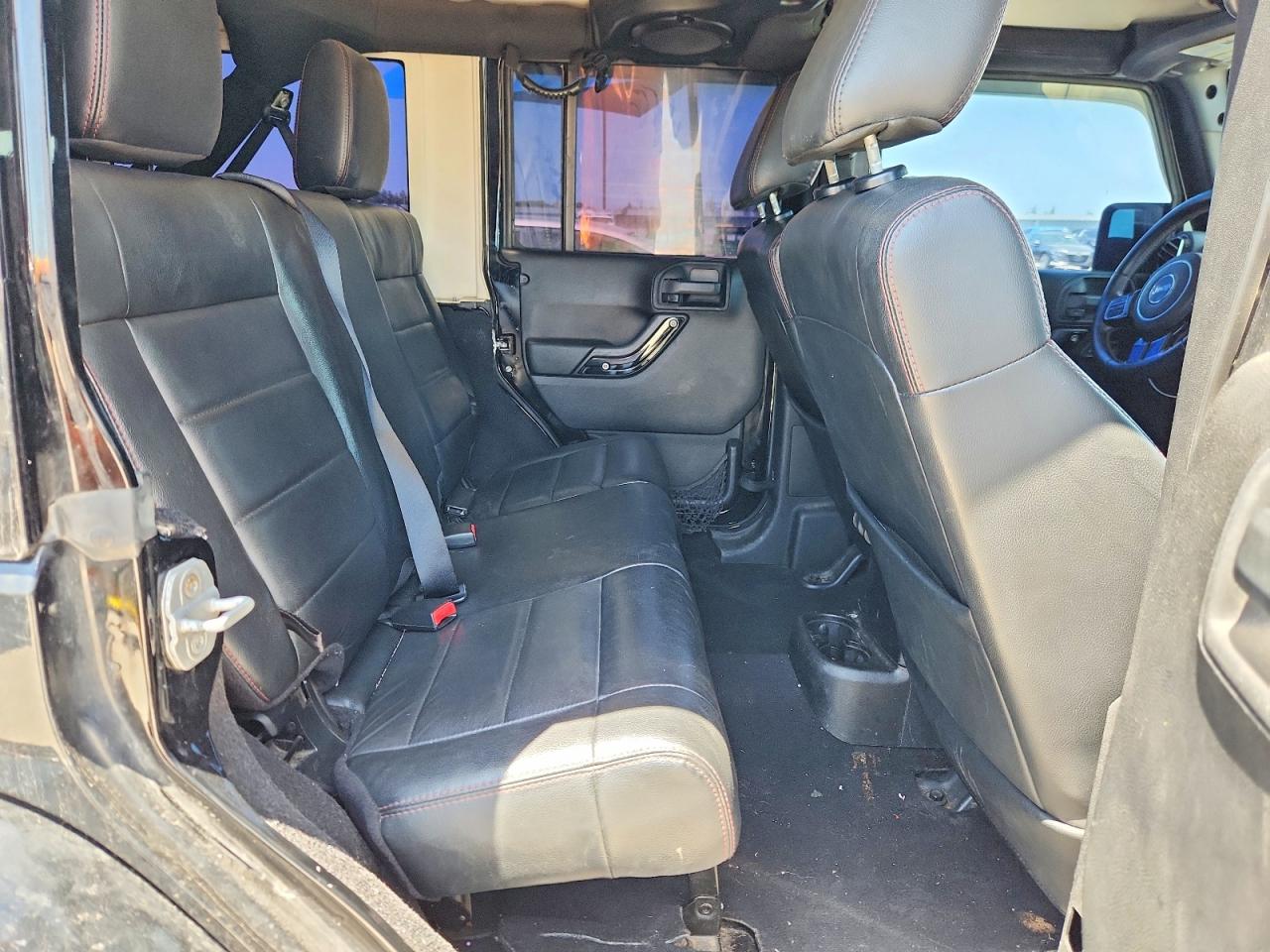 2012 Jeep Wrangler Unlimited Sahara Black vin: 1C4BJWEG6CL255043